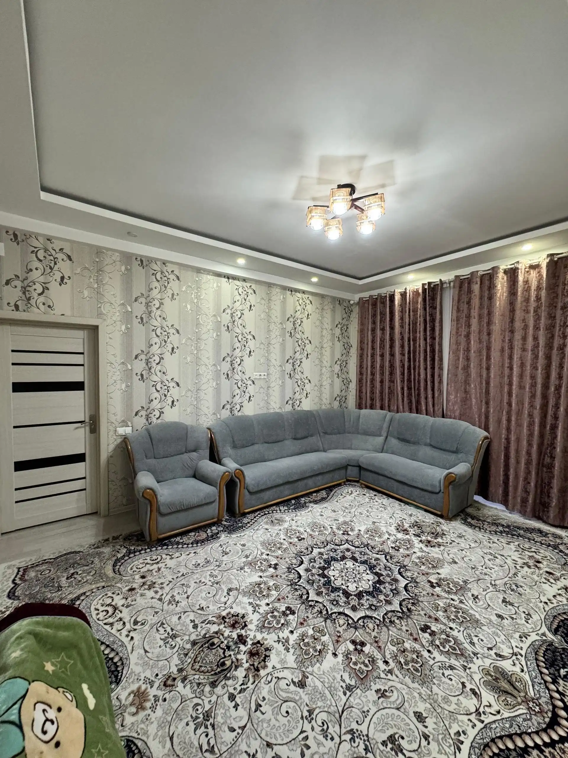 2-к квартира, 6 этаж, 79 м², И.Сомони