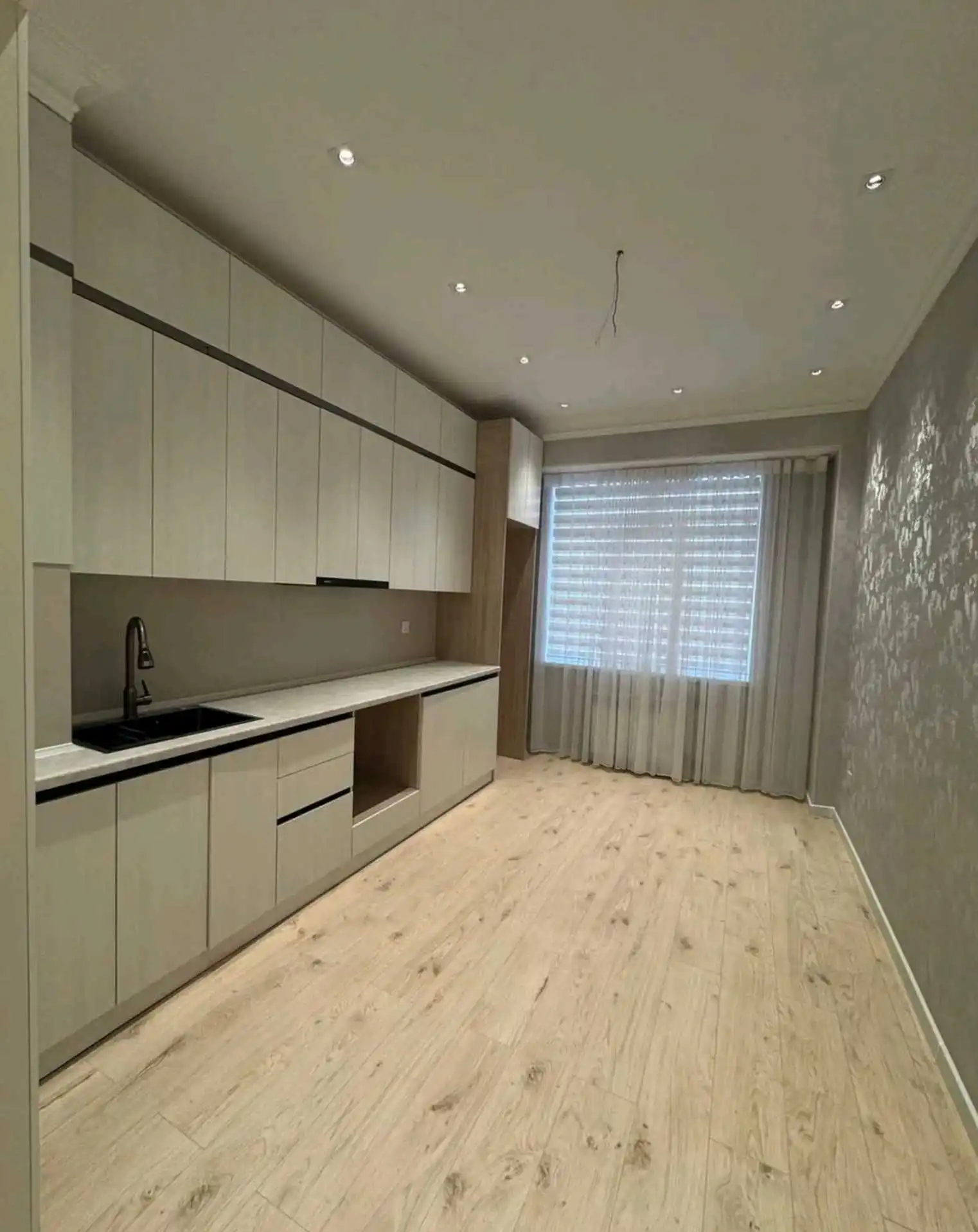 2-к квартира, 11 этаж, 73 м², Сино