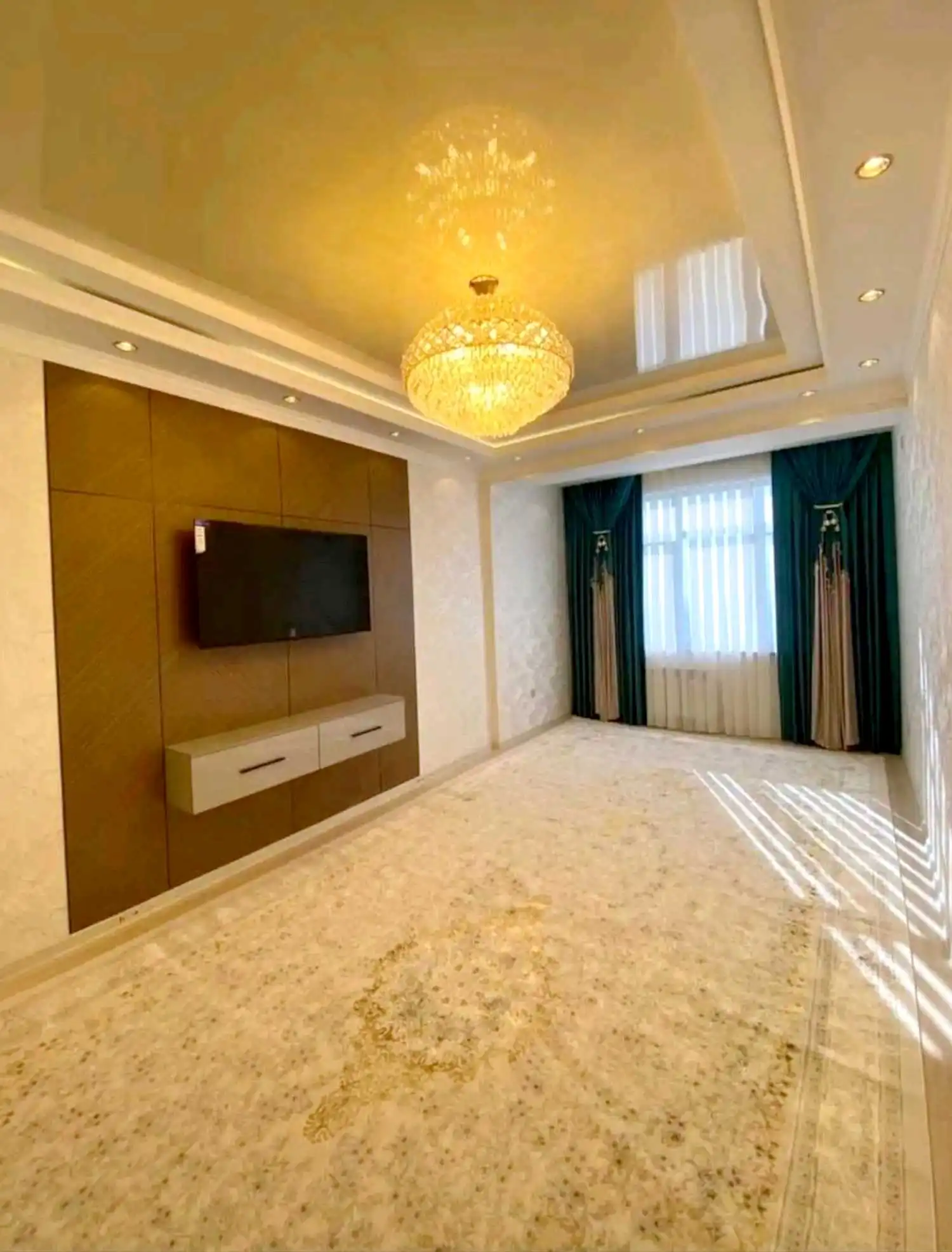 2-к квартира, 11 этаж, 72 м², Шохмансур