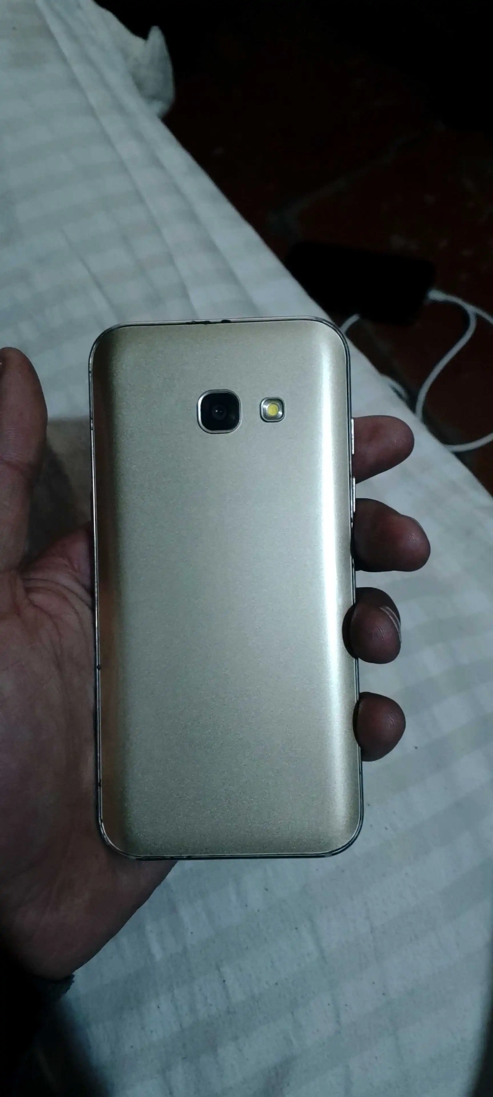 Samsung Galaxy a3 16 gb