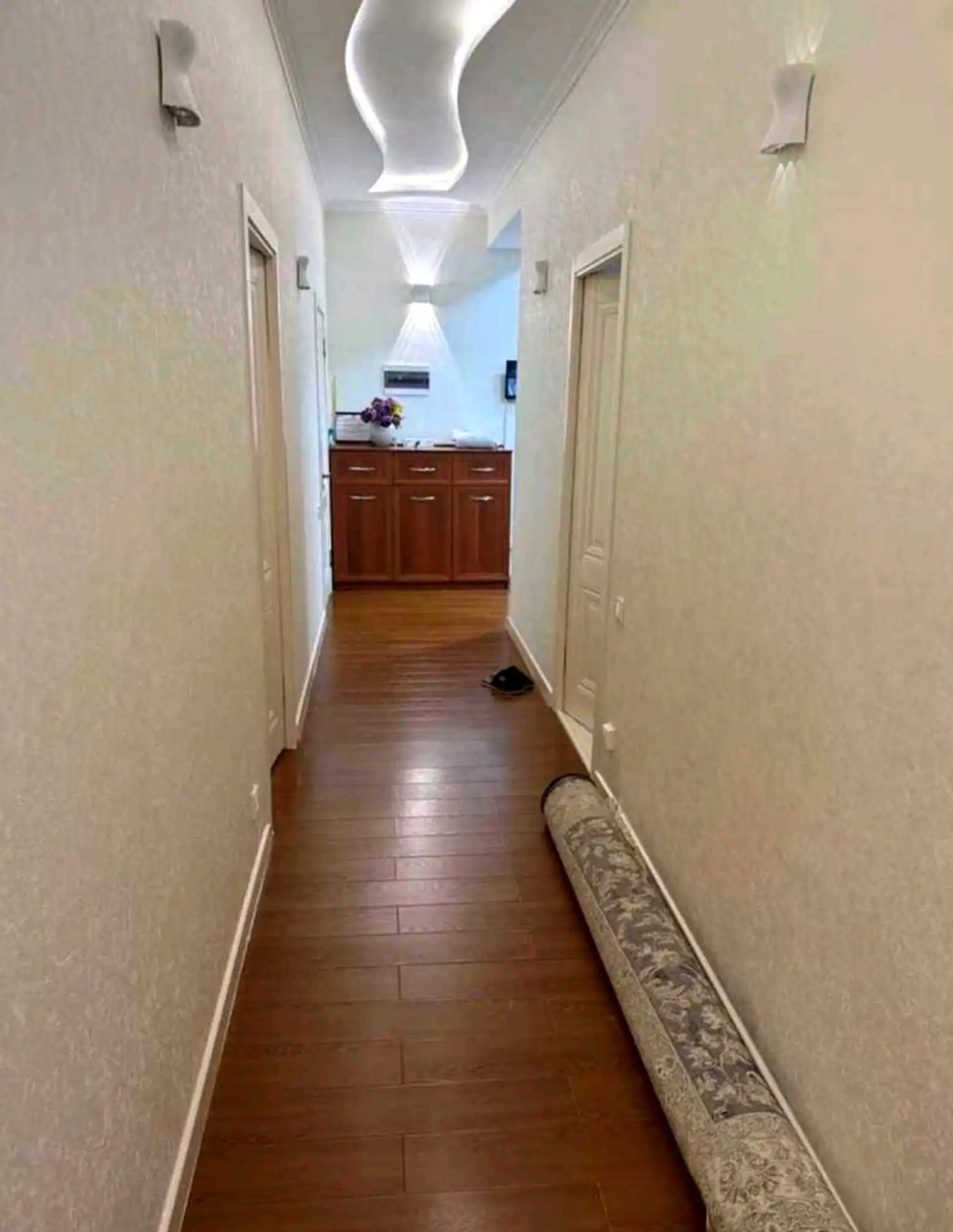 3-к квартира, 3 этаж, 100 м², Шохмансур