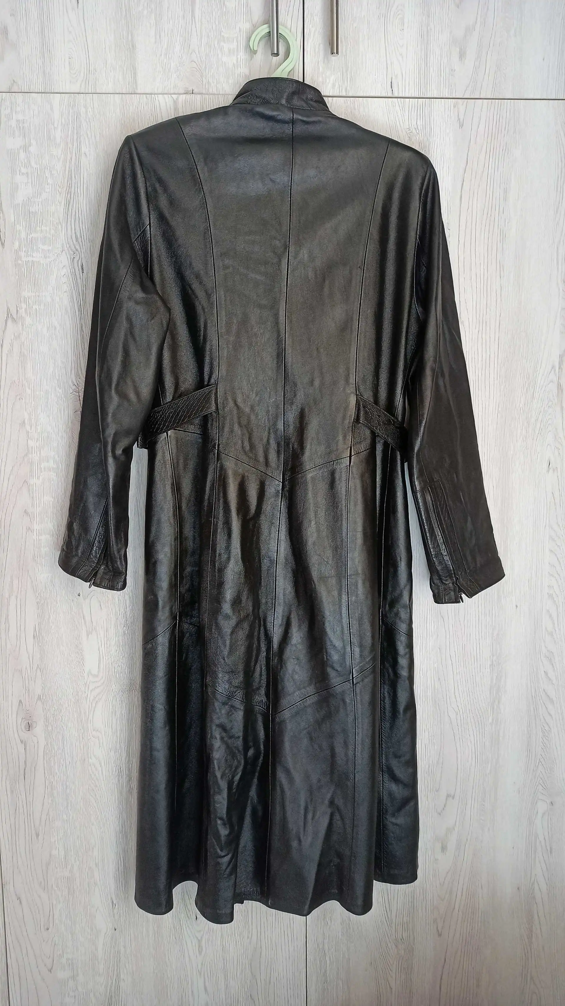 Кожаный плащ суртюк