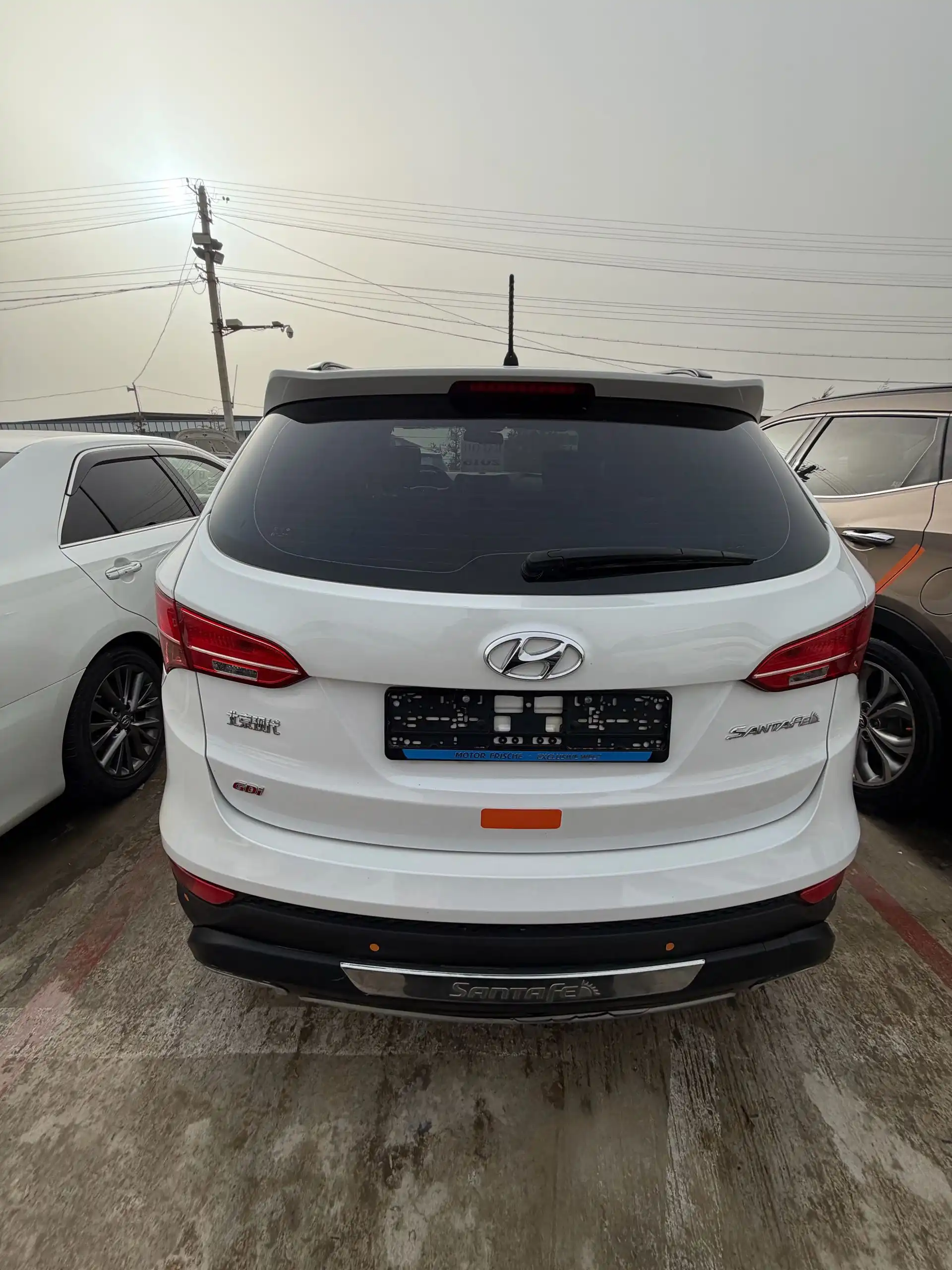 Hyundai Santa fe 2015
тел 940777757