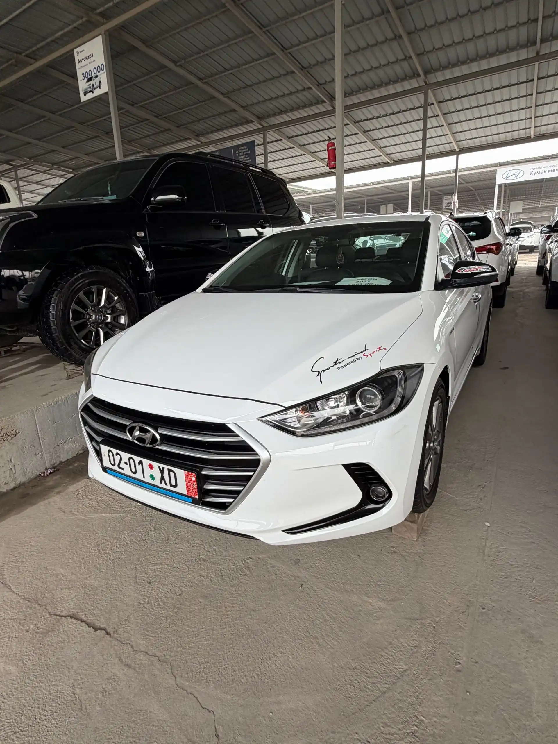 Hyundai Avante 2016
тел 929910000