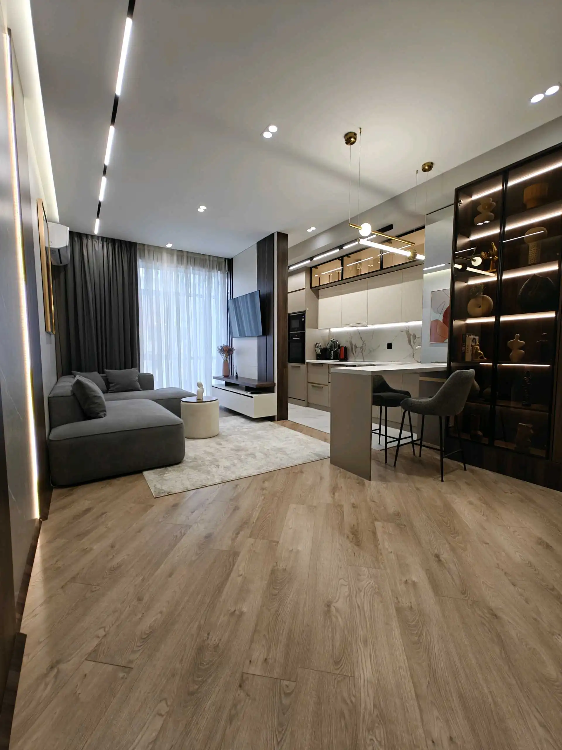 3-к квартира, 18 этаж, 108 м², Шохмансур