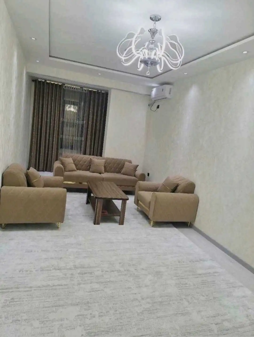 3-к квартира, 10 этаж, 76 м², Шохмансур