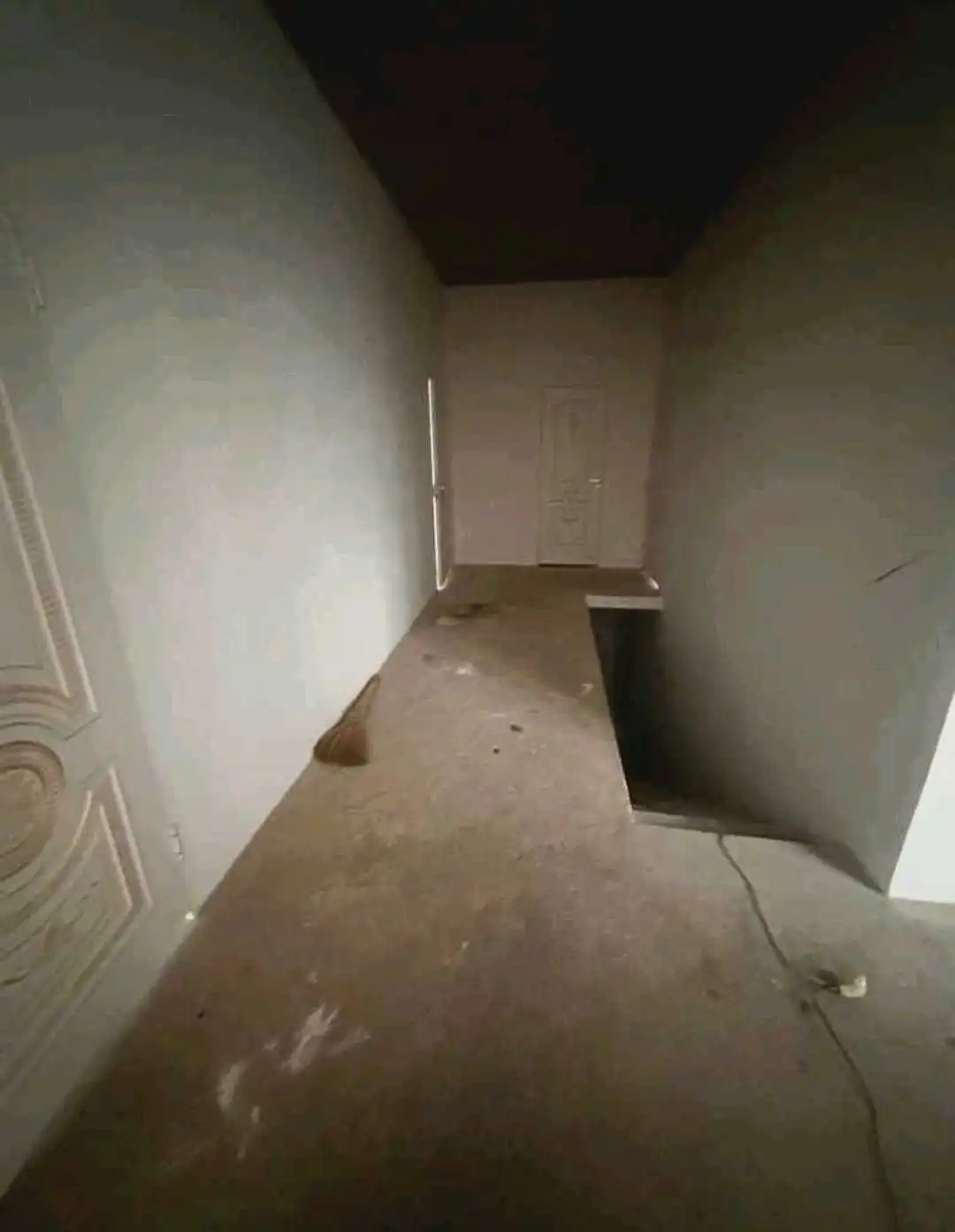 3 этажный, 11-комн. дом, 3002 м², 4 соток, Сино