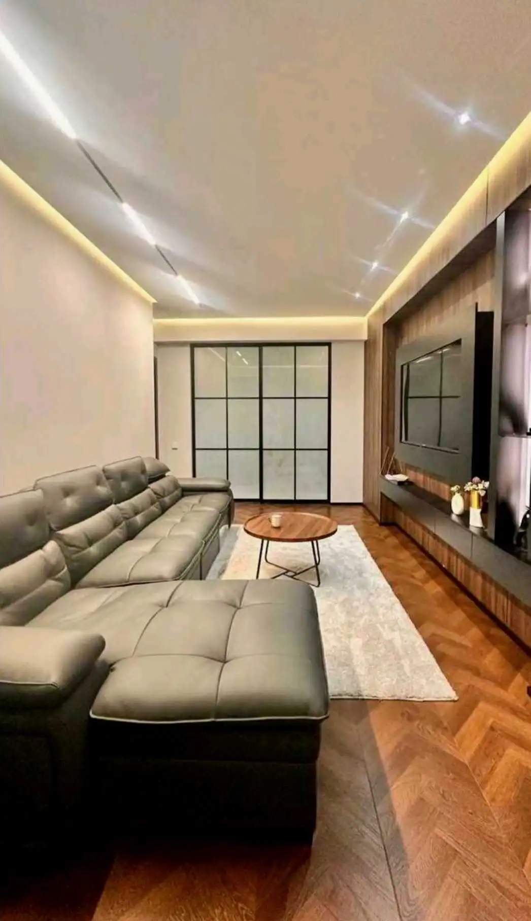 3-к квартира, 19 этаж, 97 м², Шохмансур