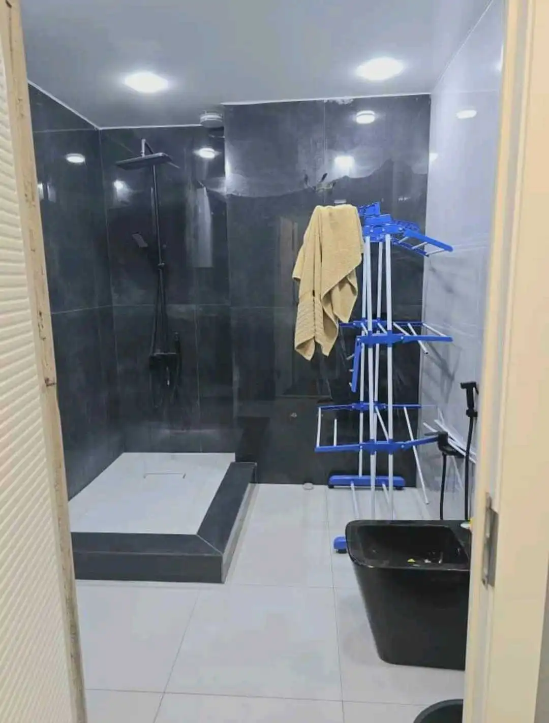 3-к квартира, 8 этаж, 91 м², Шохмансур