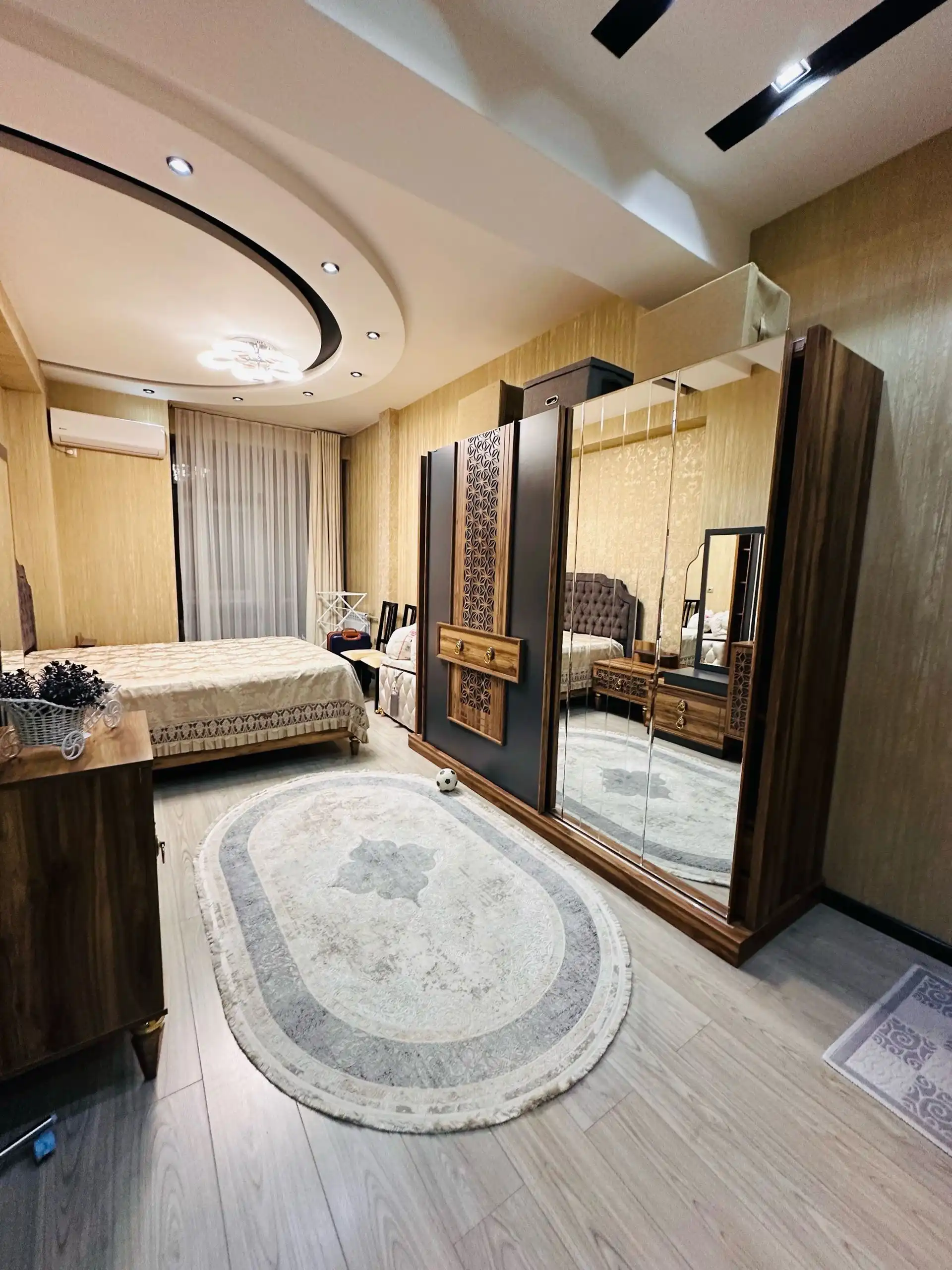 3-к квартира, Цокольный этаж, м²,