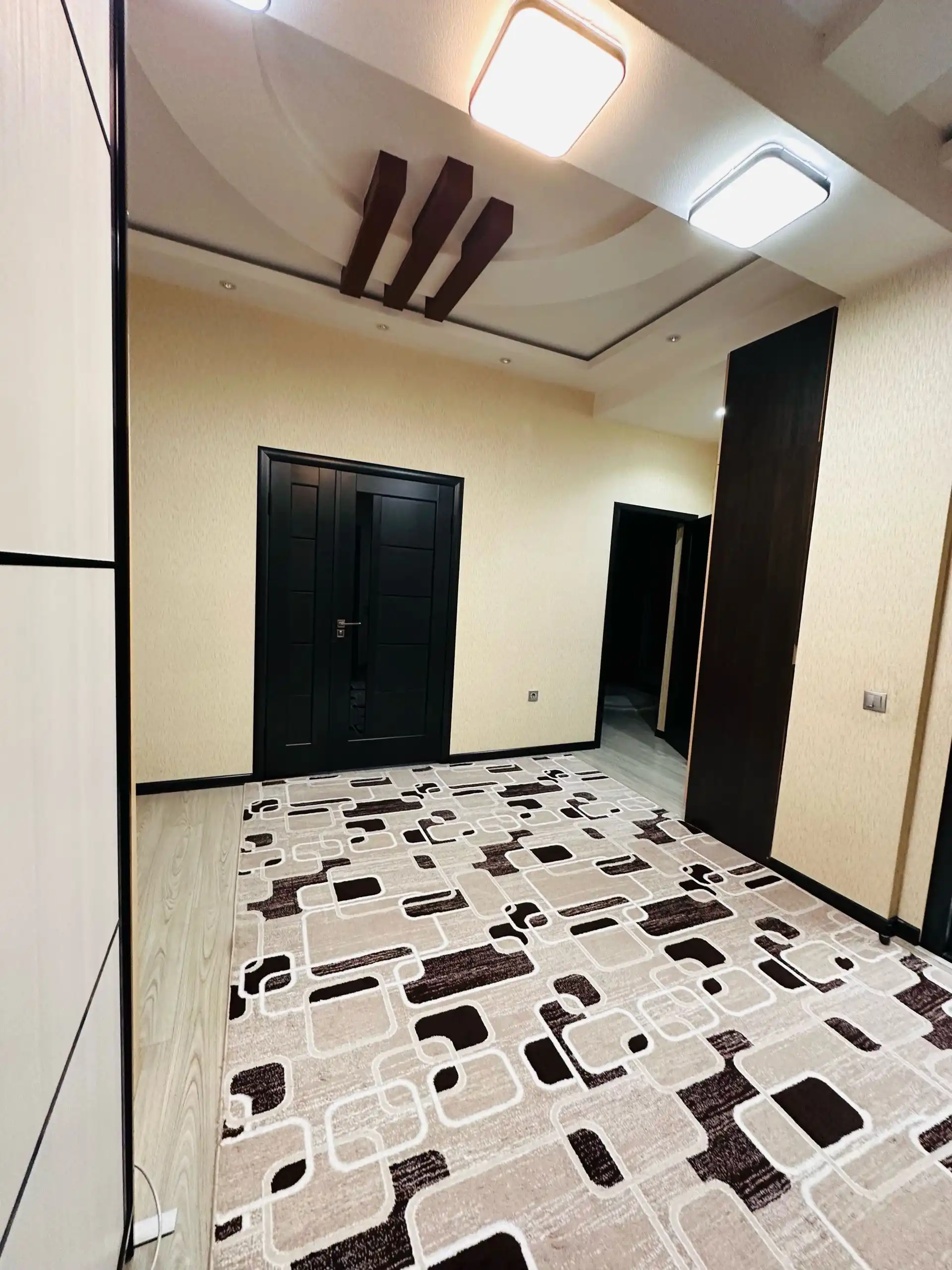 3-к квартира, Цокольный этаж, м²,