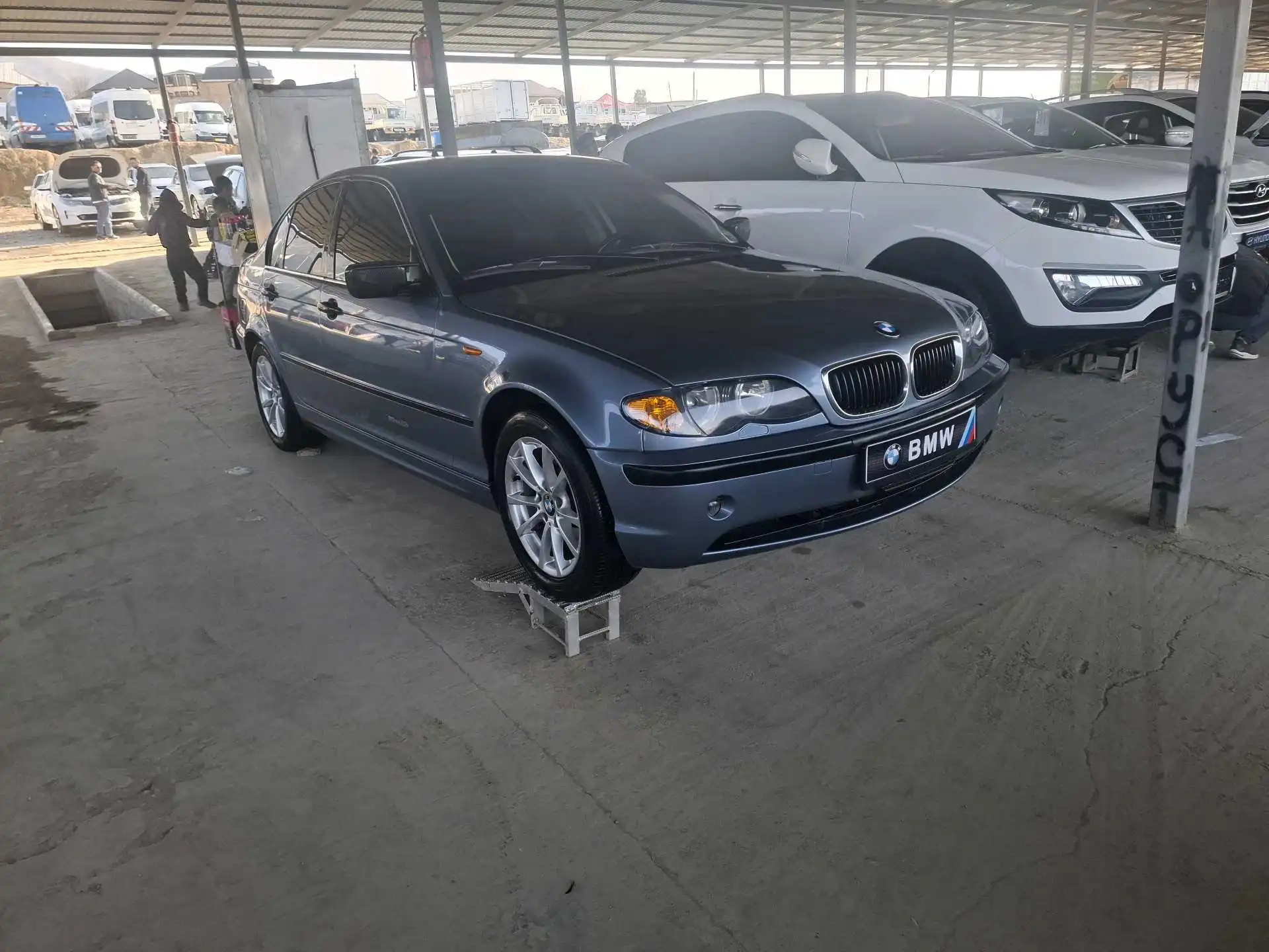 BMW 3 series 2003