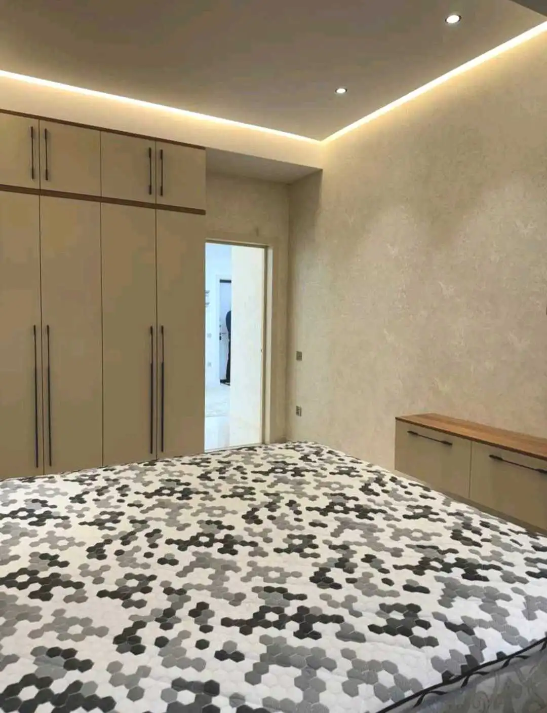 2-к квартира, 11 этаж, 62 м², ИсмоилСомони