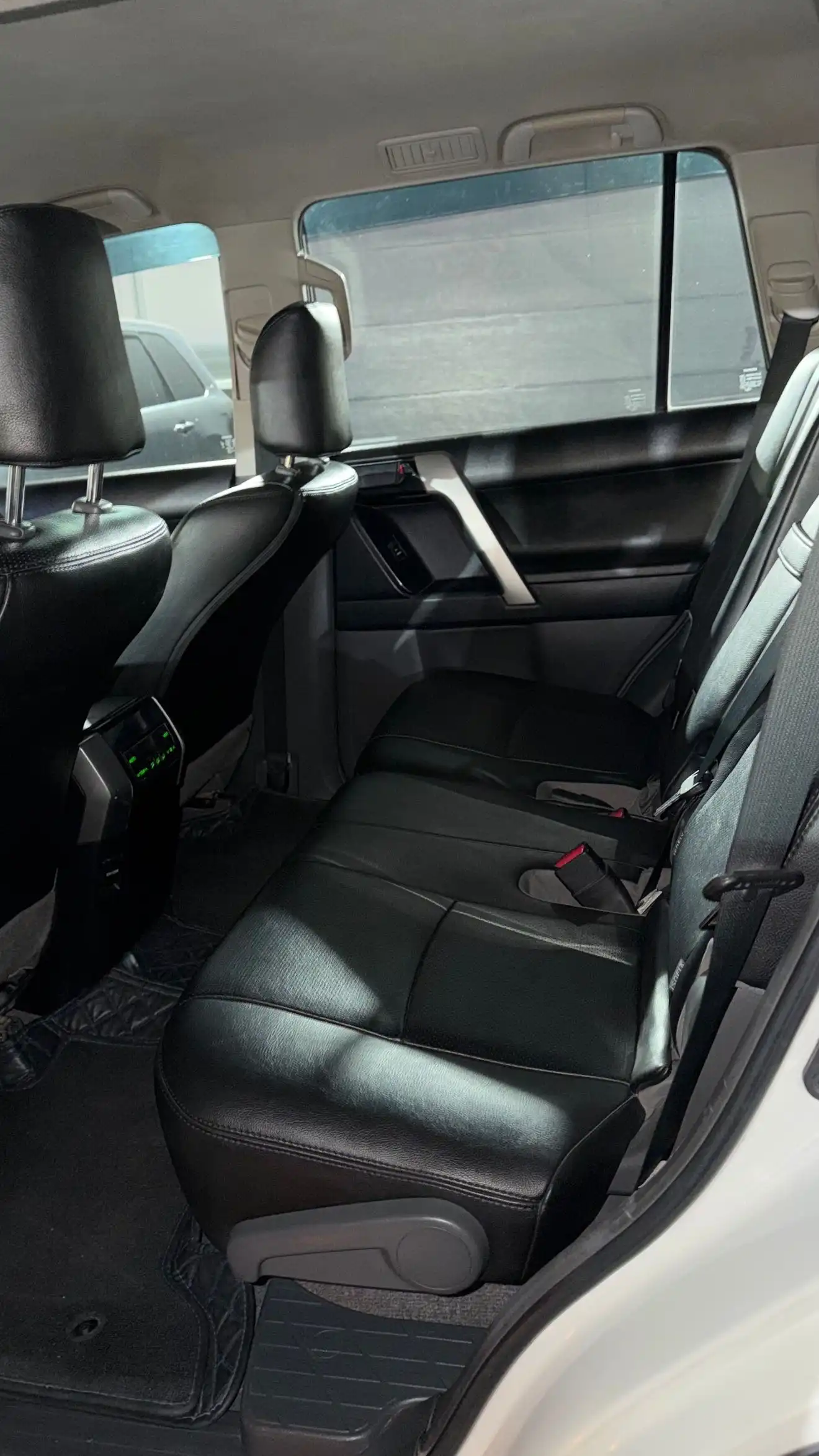 Toyota Land cruiser prado 2011