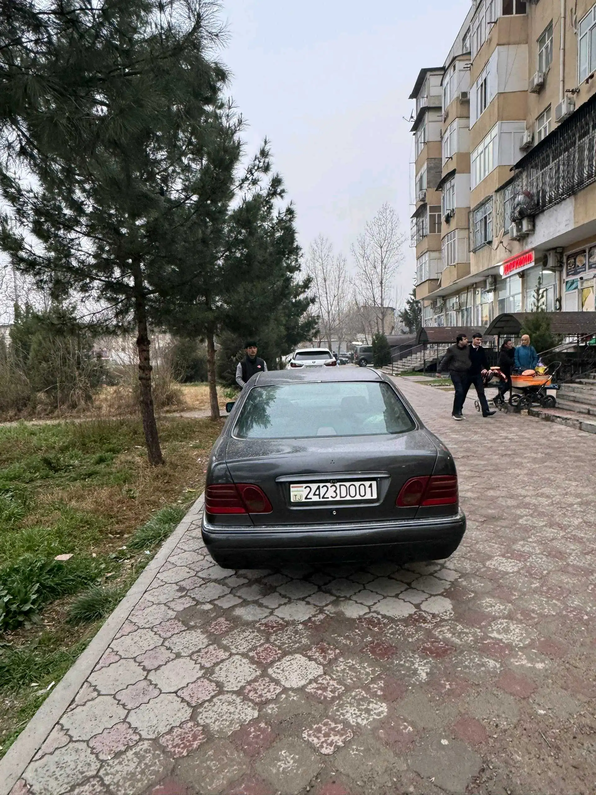 Mercedes-benz E class 1996