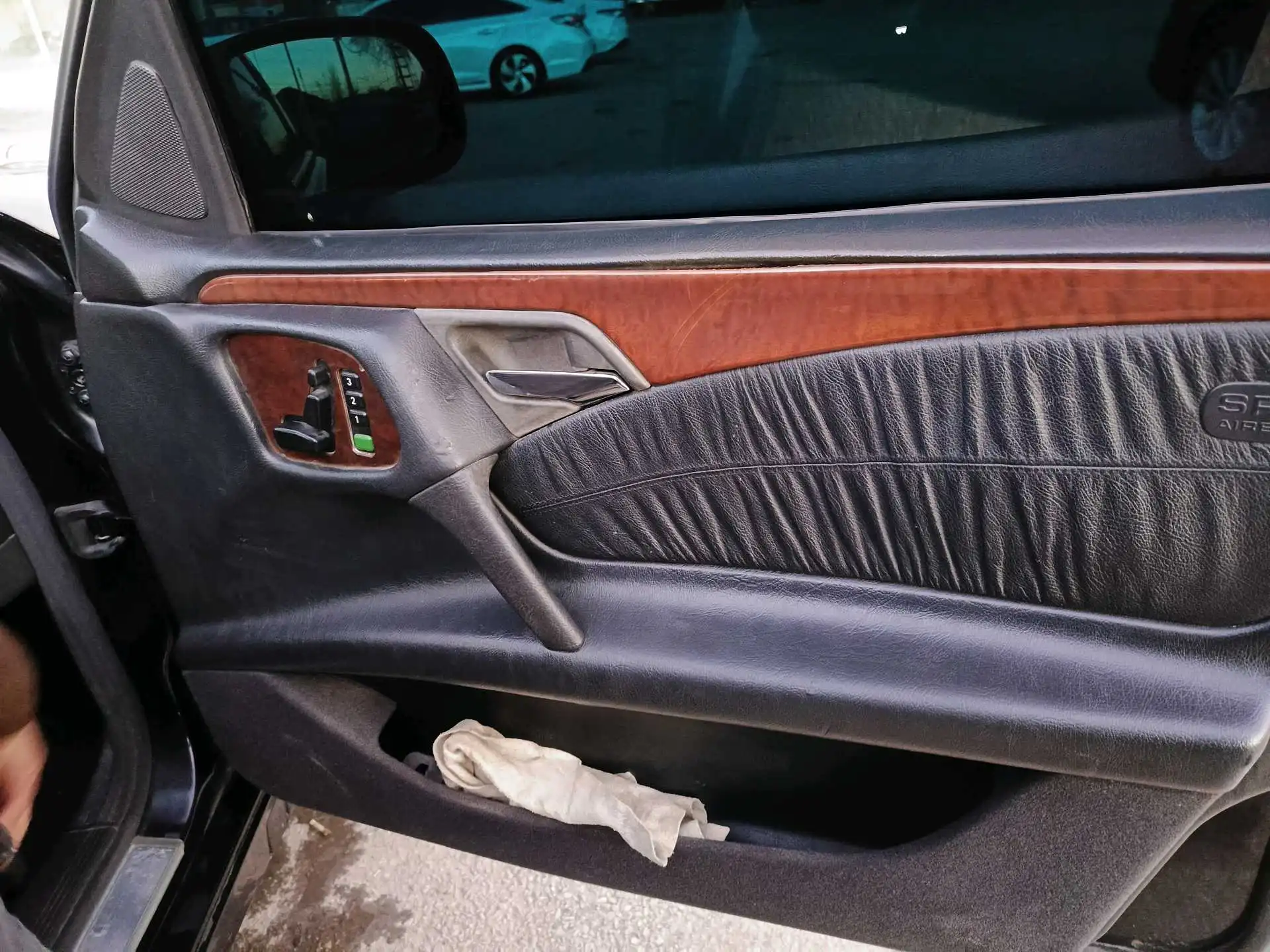 Mercedes-benz E class 2002