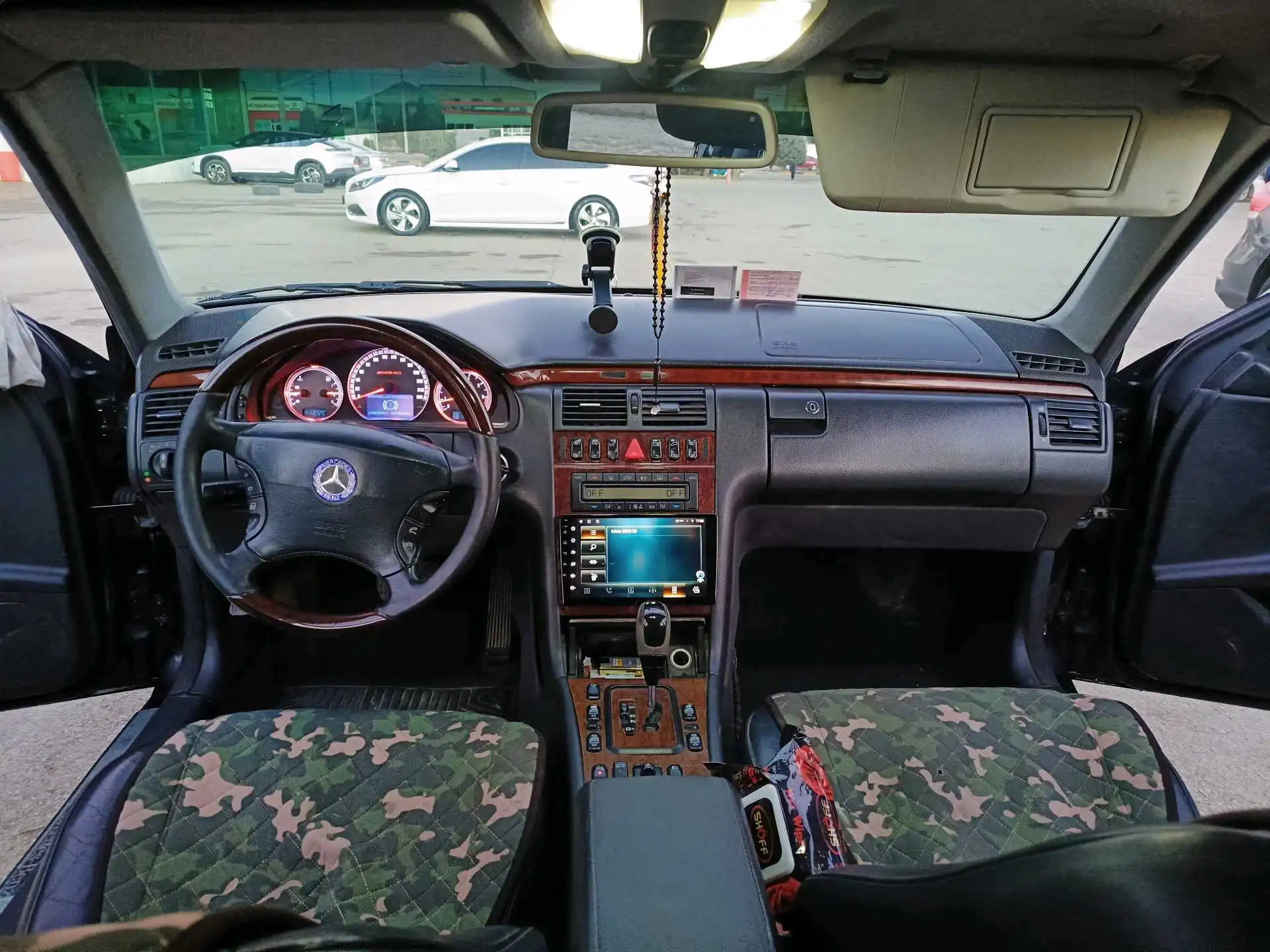 Mercedes-benz E class 2002