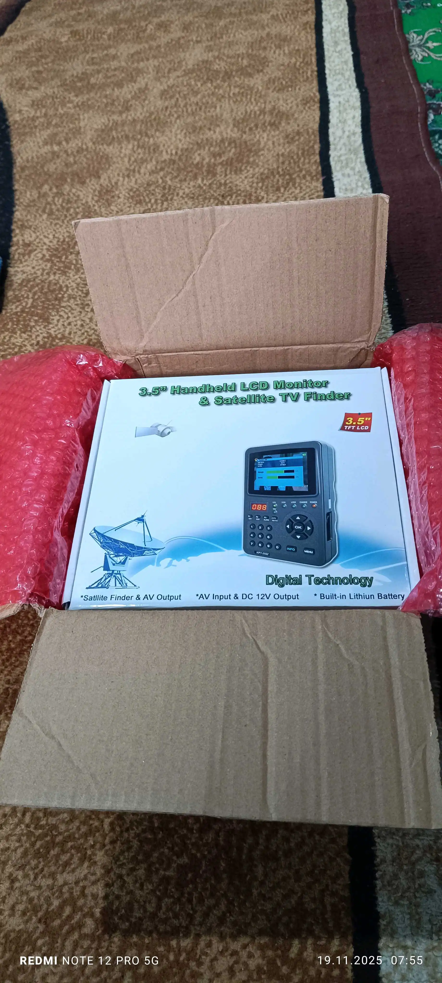 апарат барои насби антенаҳои моҳвораи