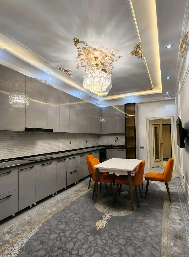 2-к квартира, 3 этаж, 100 м², Шохмансур