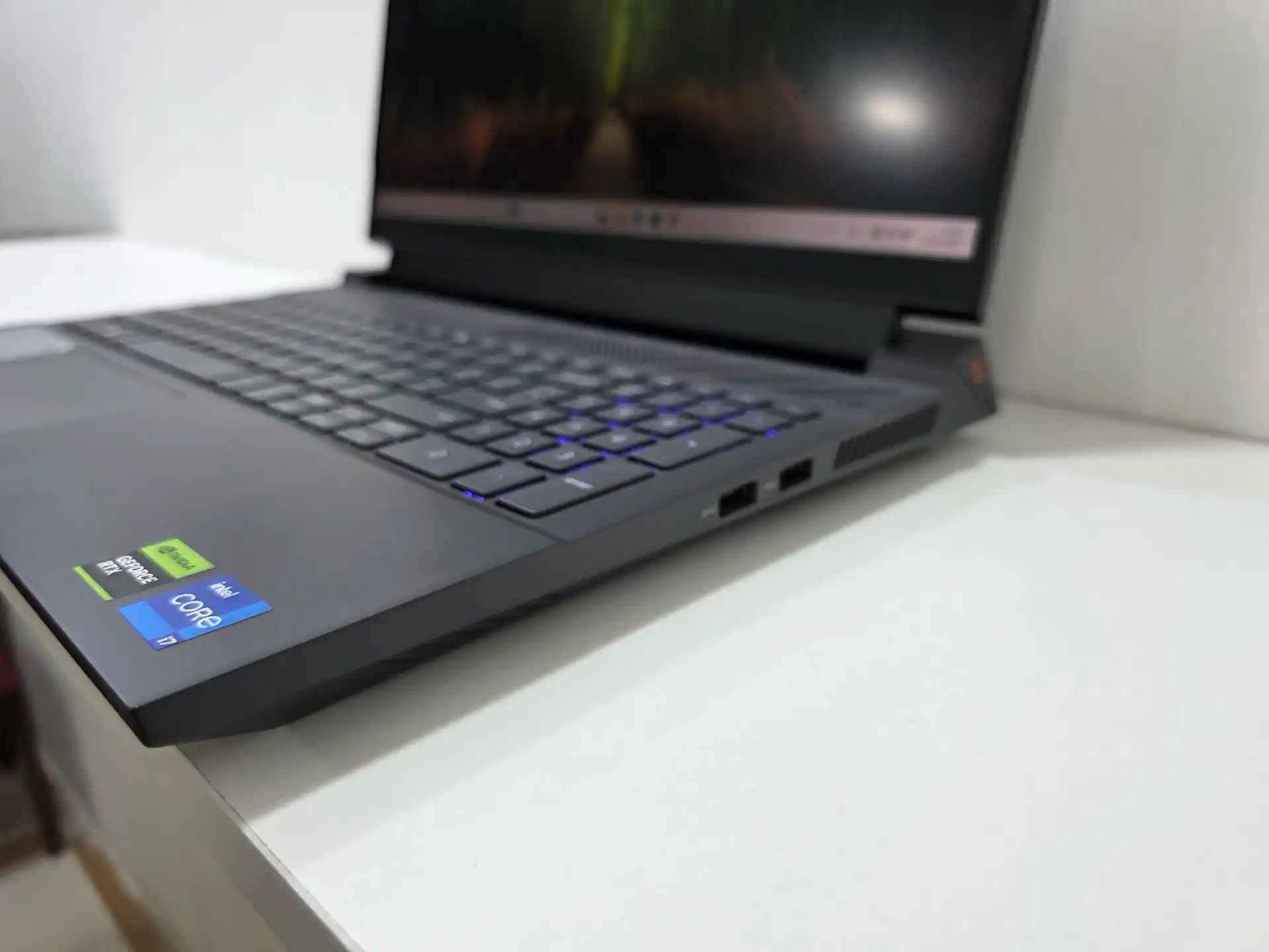 Dell 165Hz Corei7-13650HX/16GB/RTX40608GB/SSD512GB