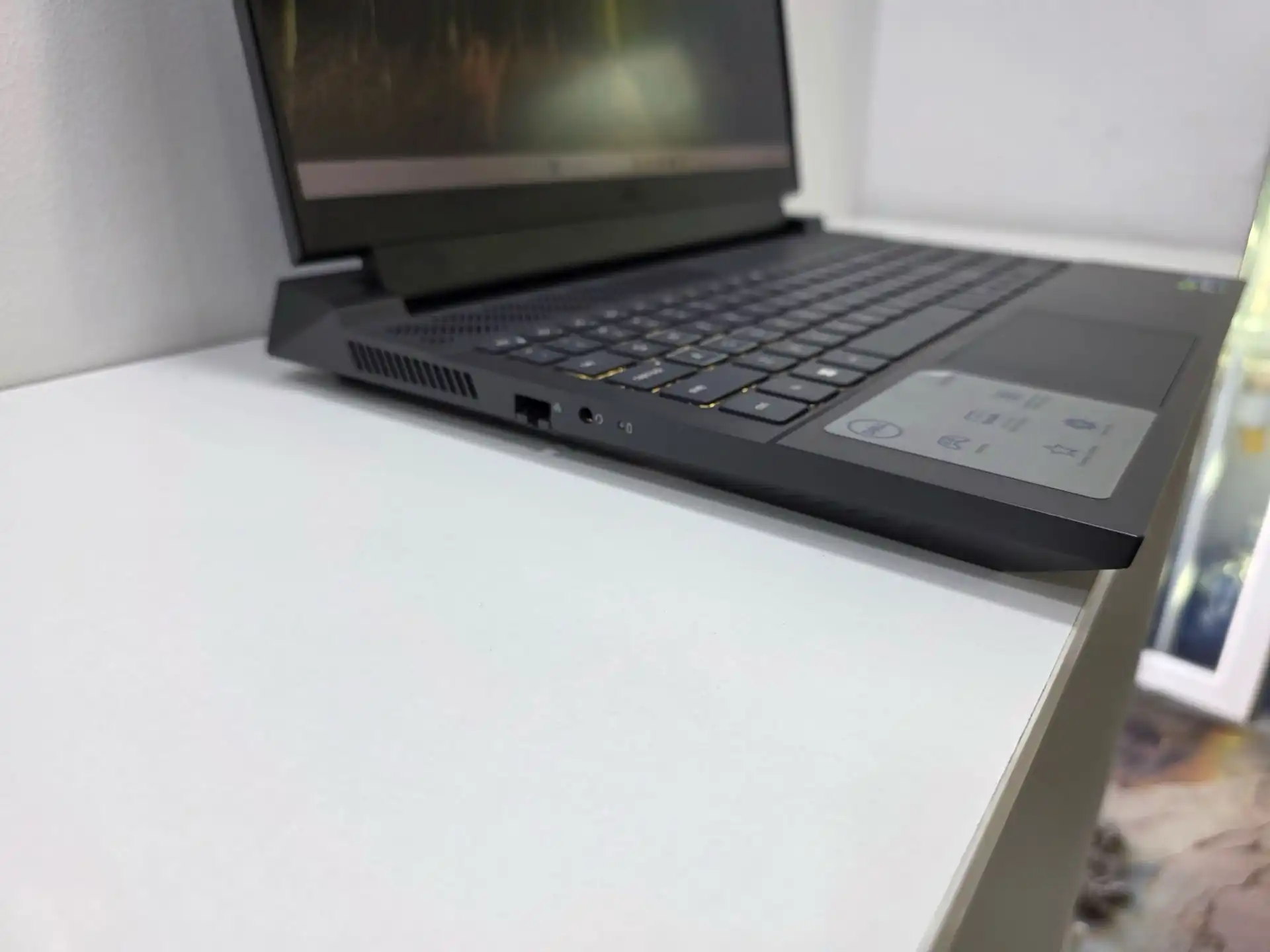 Dell 165Hz Corei7-13650HX/16GB/RTX40608GB/SSD512GB