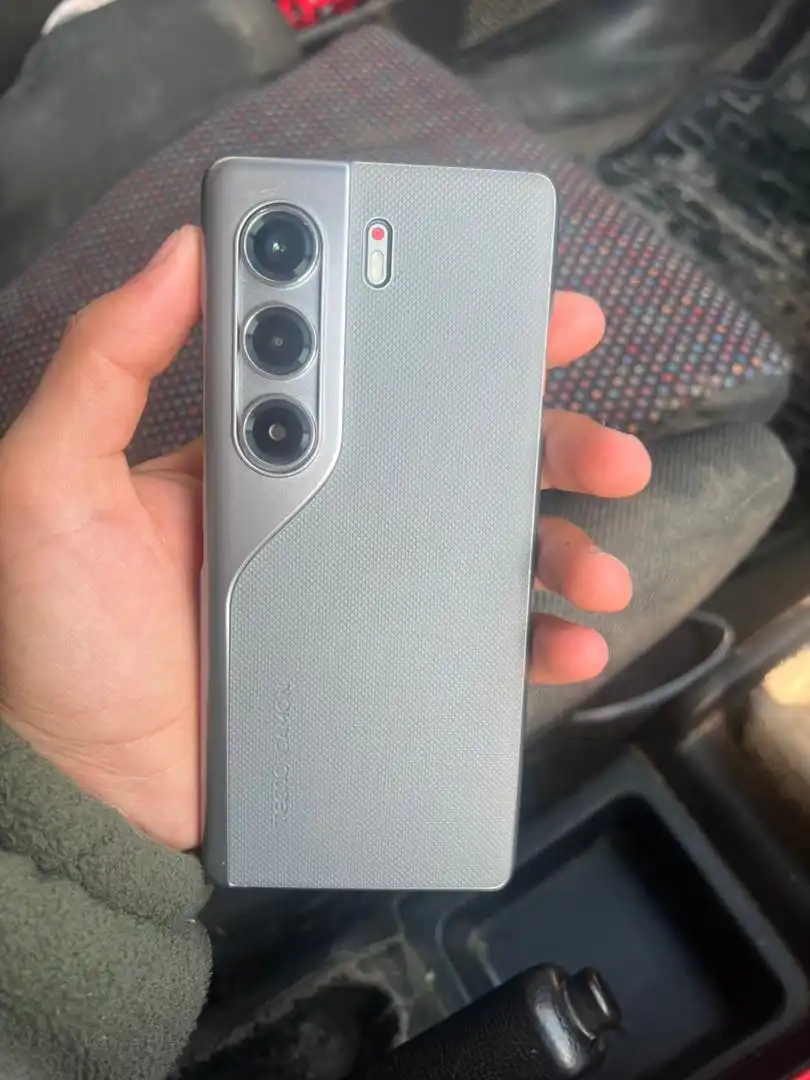 Tecno Camon 40 Pro 256 gb