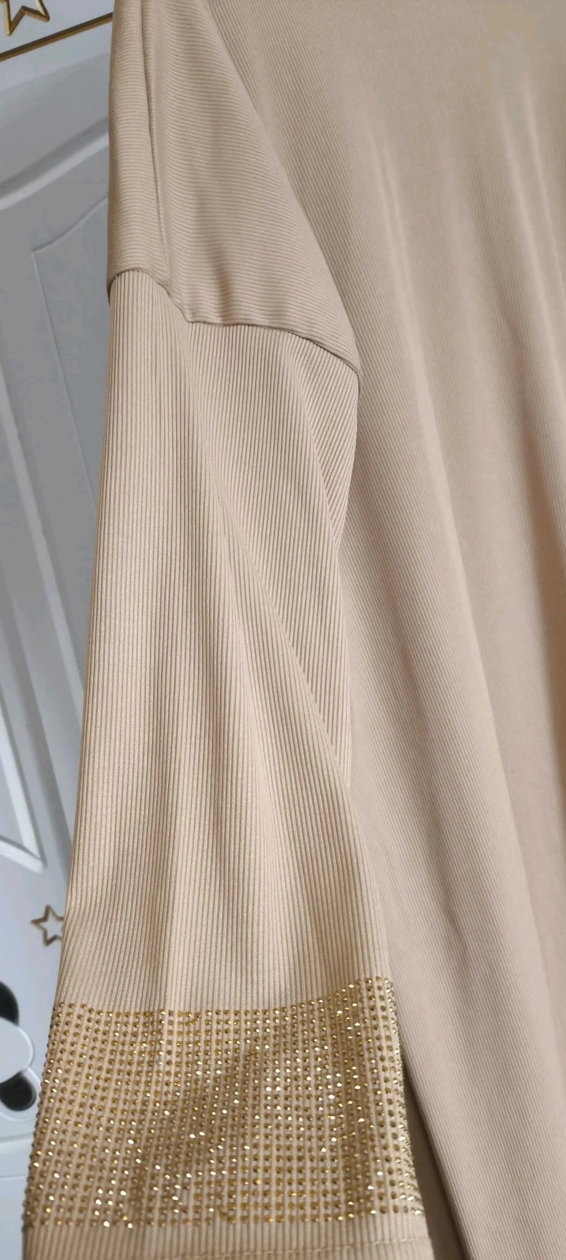 Платья с костмом