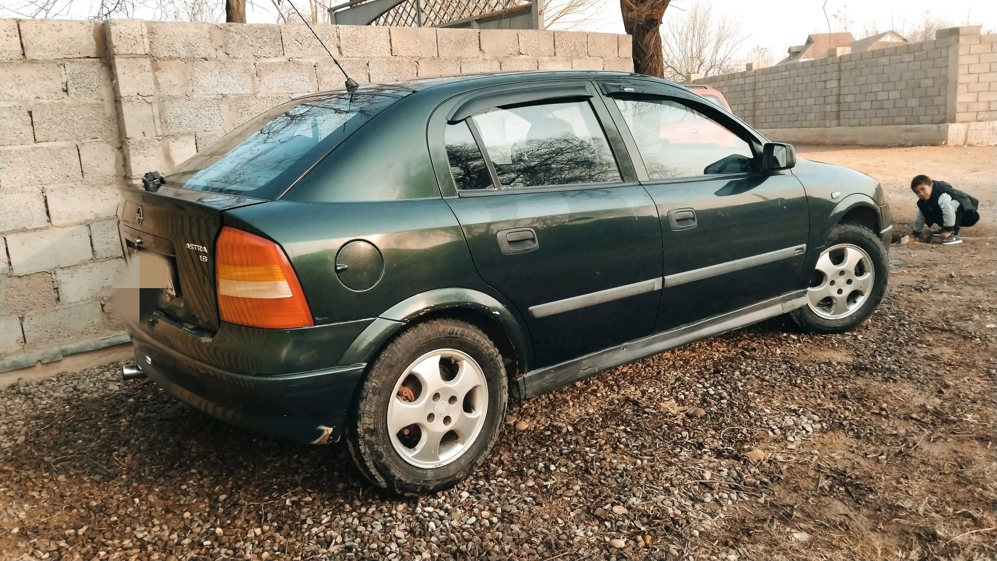 Opel Astra j 1999
