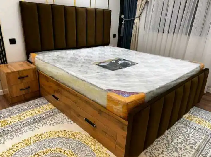 Спальни кровать