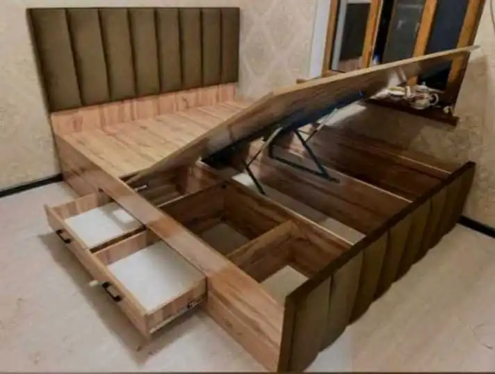 Спальни кровать