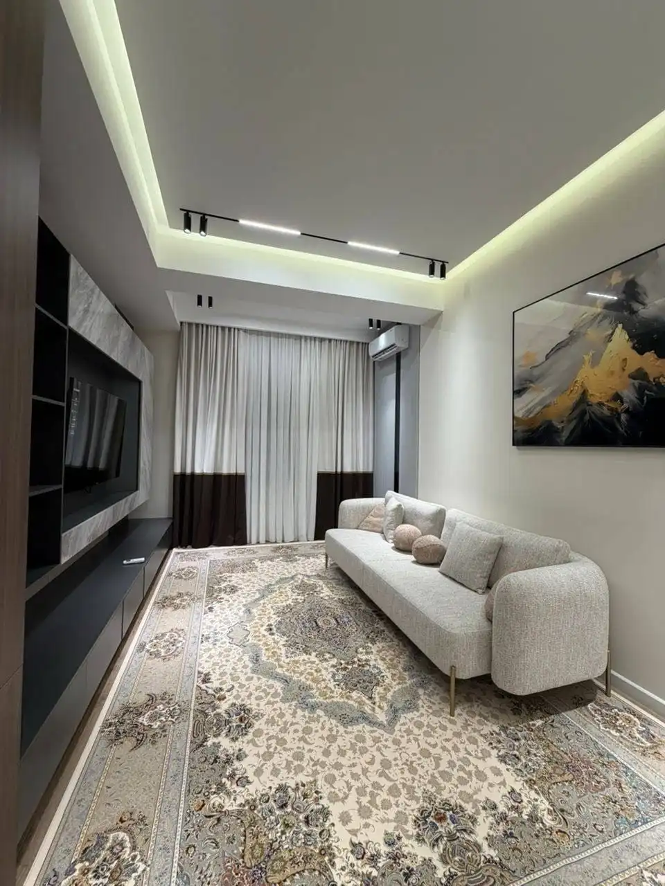 2-к квартира, 9 этаж, 78 м², Старый аэропорт