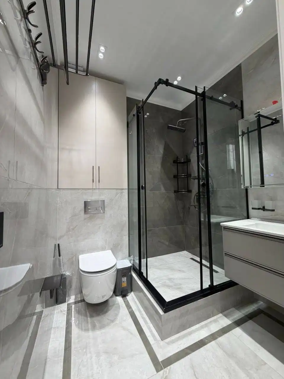 2-к квартира, 9 этаж, 78 м², Старый аэропорт