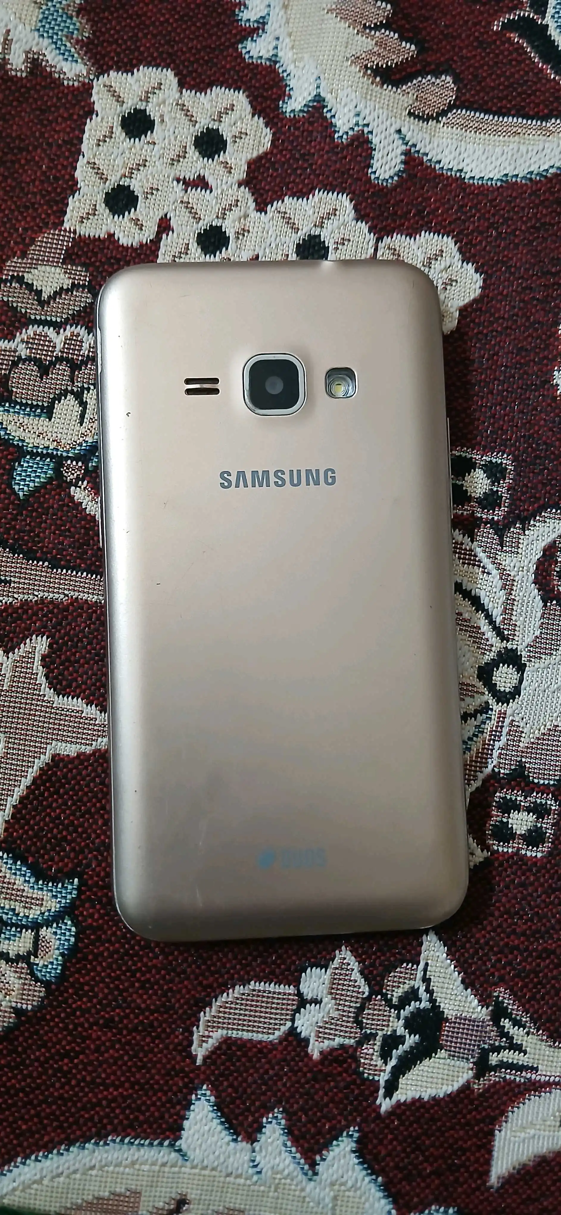 Samsung Galaxy j1 mini 2 mb
