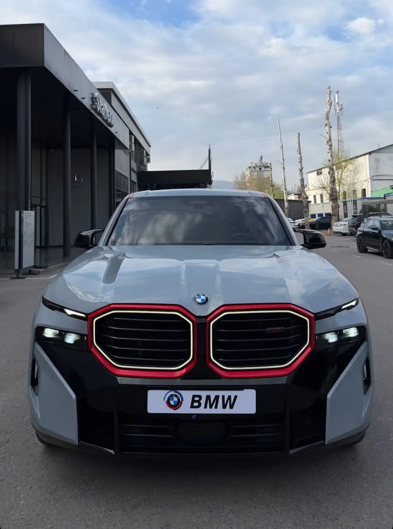 BMW XM 2023
