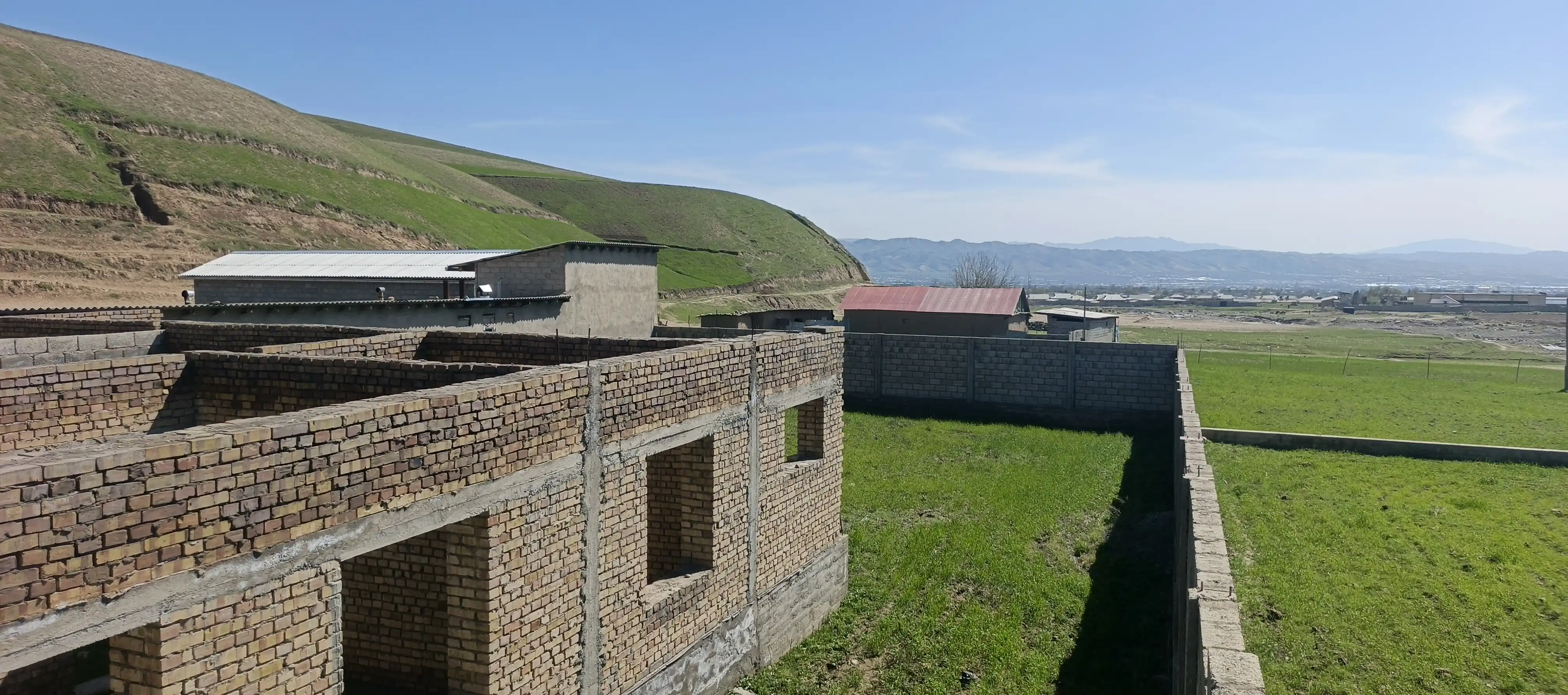 2 этажный, 8-комн. дом, 203 м², 8 соток, 8 соток, камбар