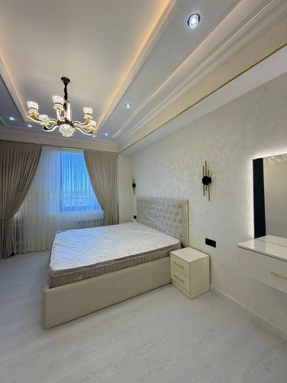 2-к квартира, 18 этаж, 85 м², Сино