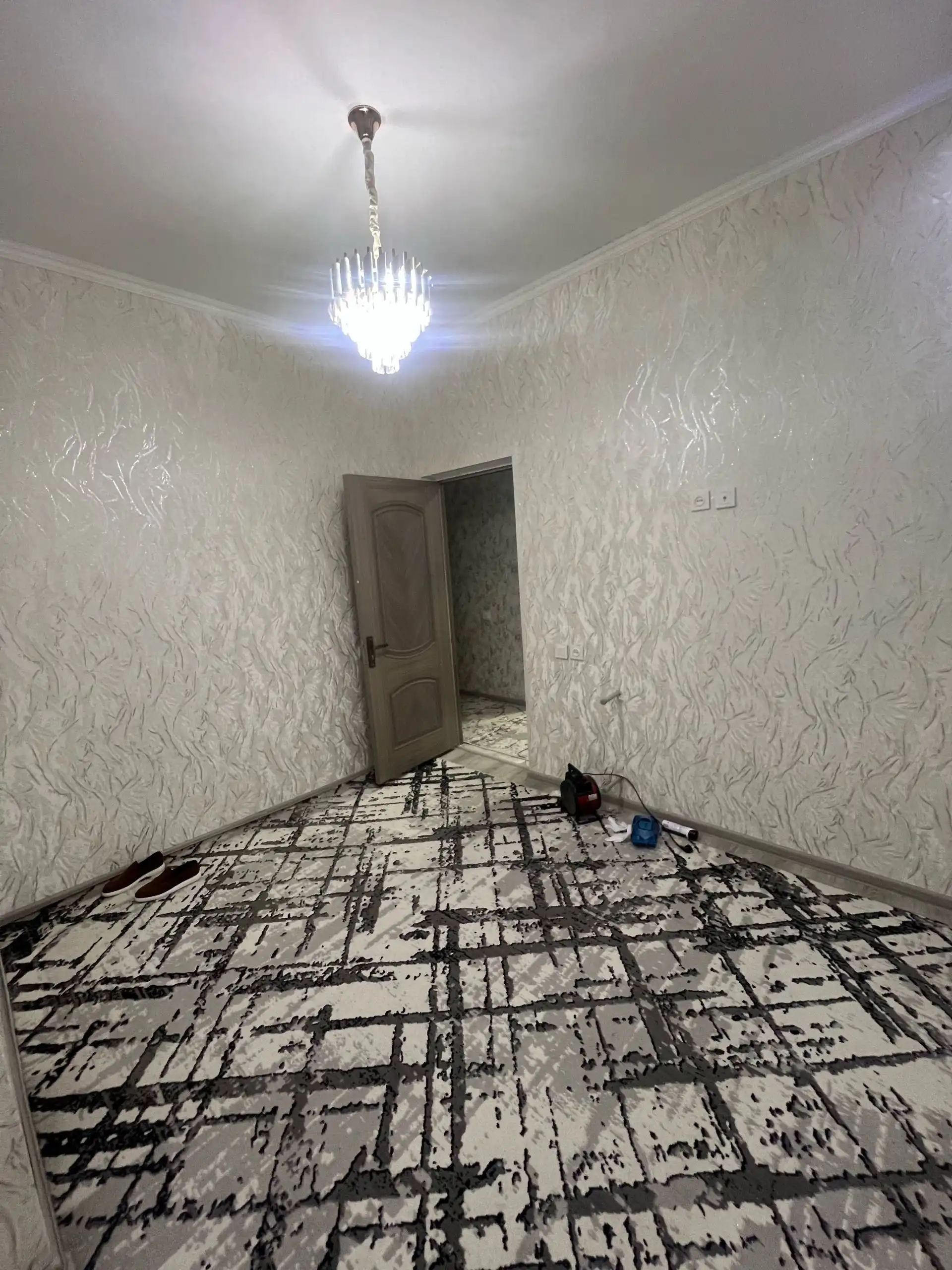 3-к квартира, 10 этаж, 66 м², Фирдавси