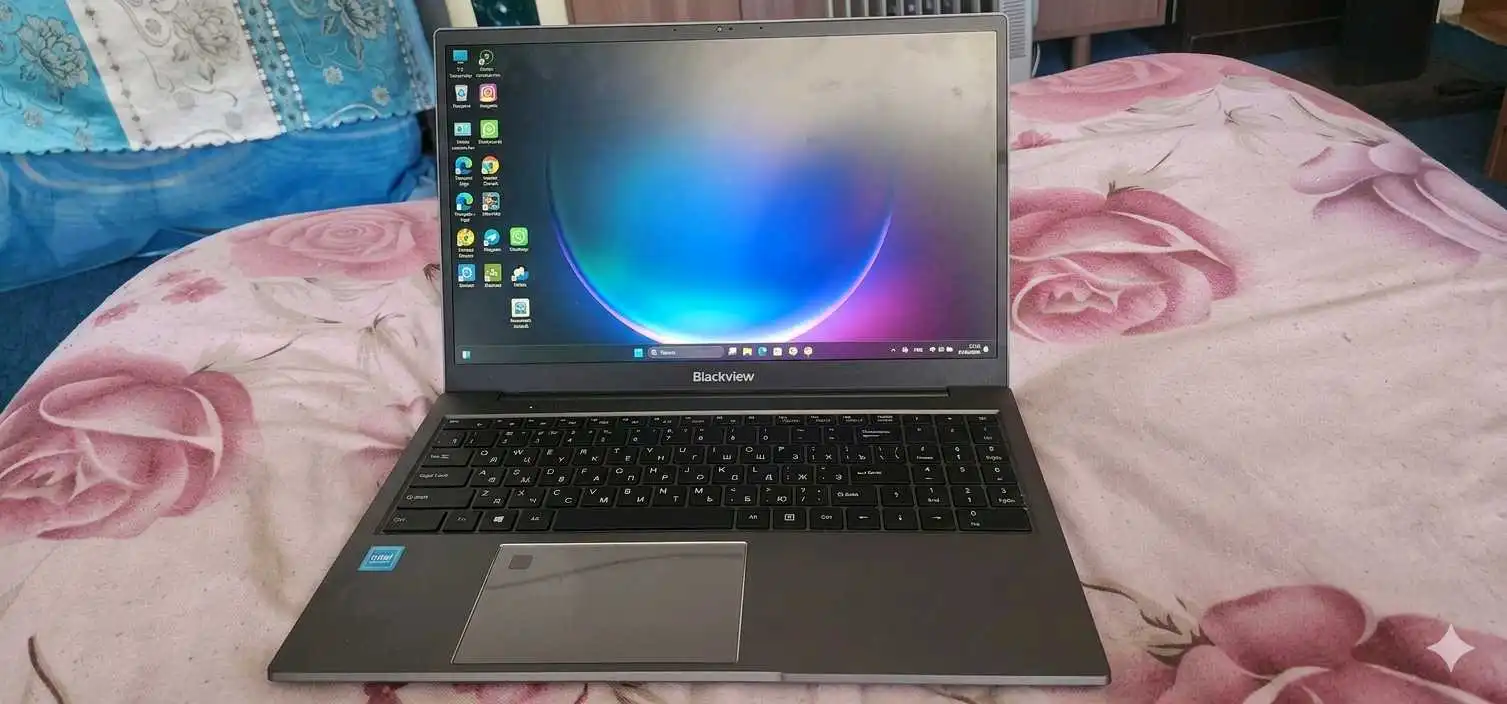 Blackview AceBook 8