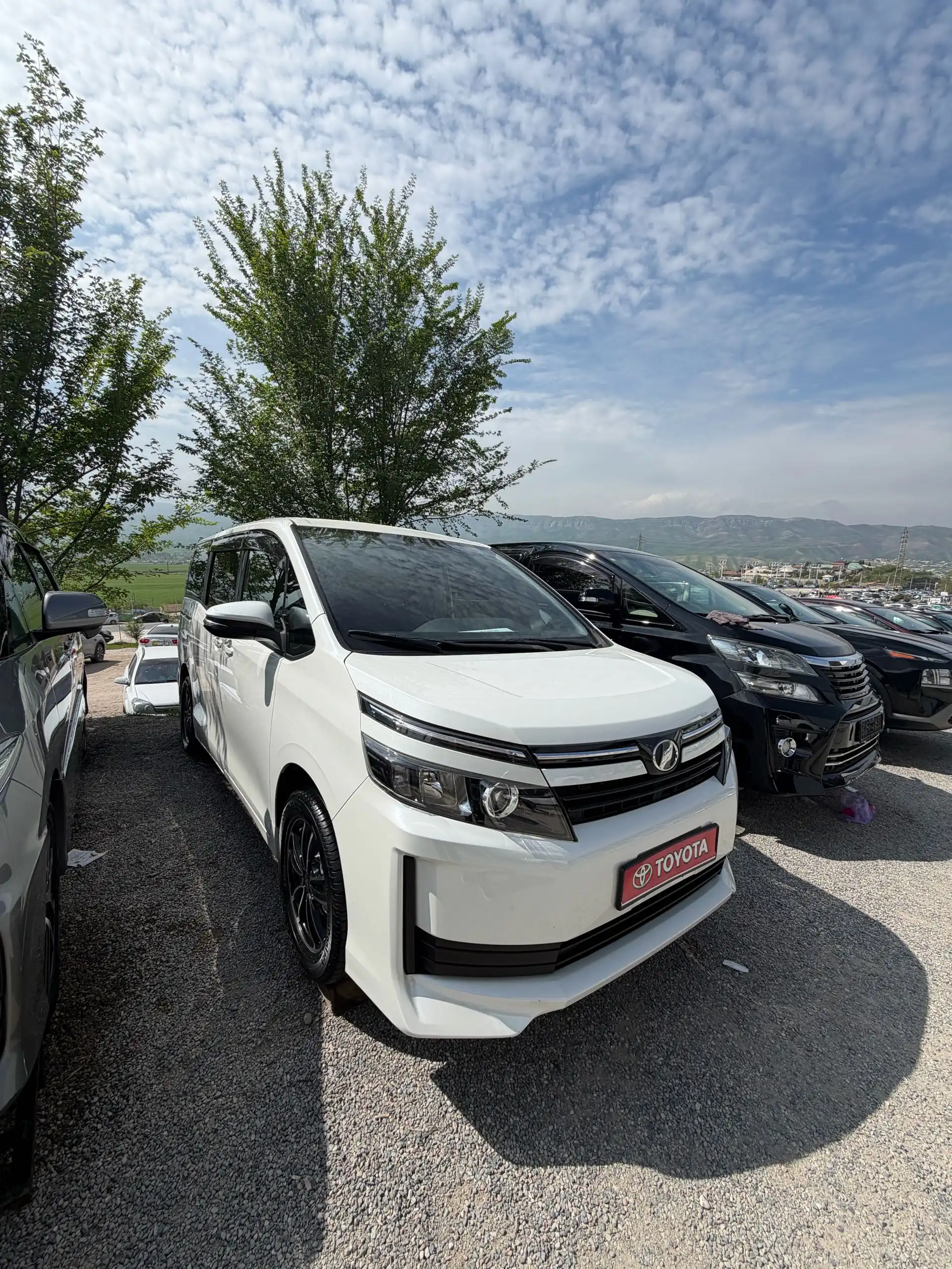 Toyota Vellfire 2014