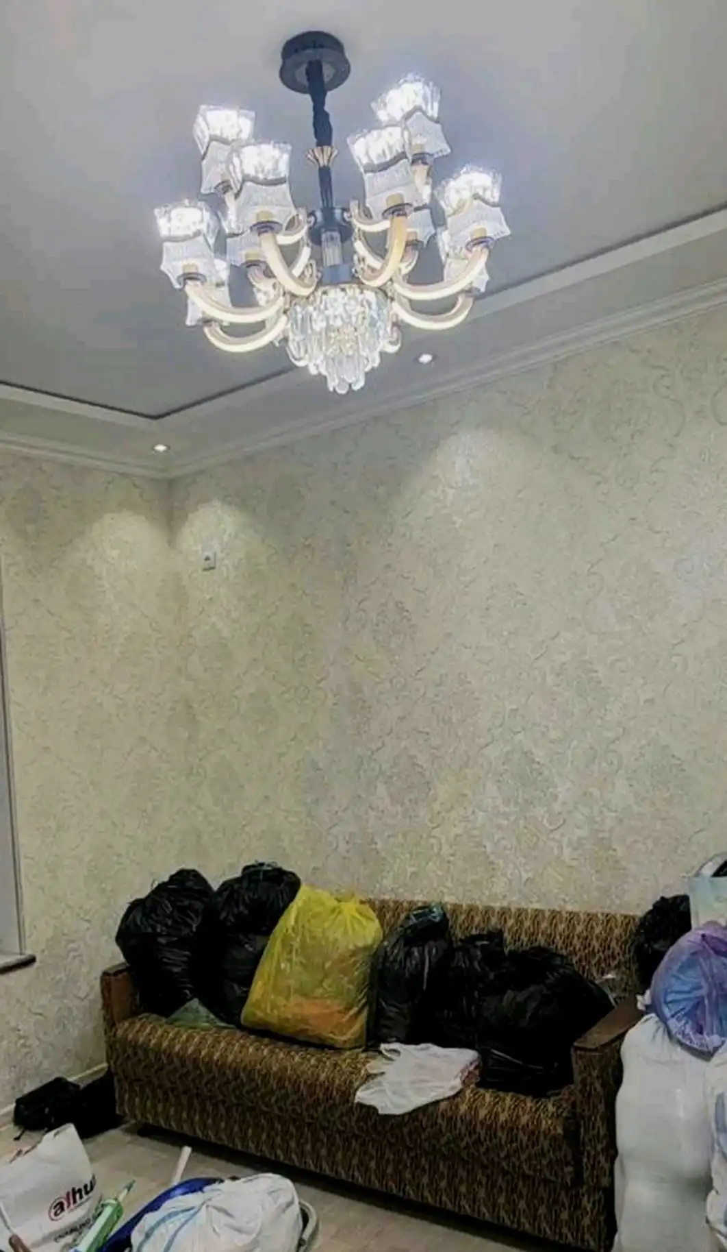 2 этажный, 6-комн. дом, 300 м², 9 соток, Фирдавси