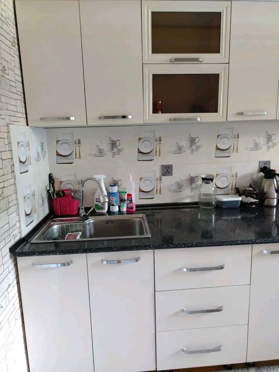 1 комнатная квартира Цокольный этаж