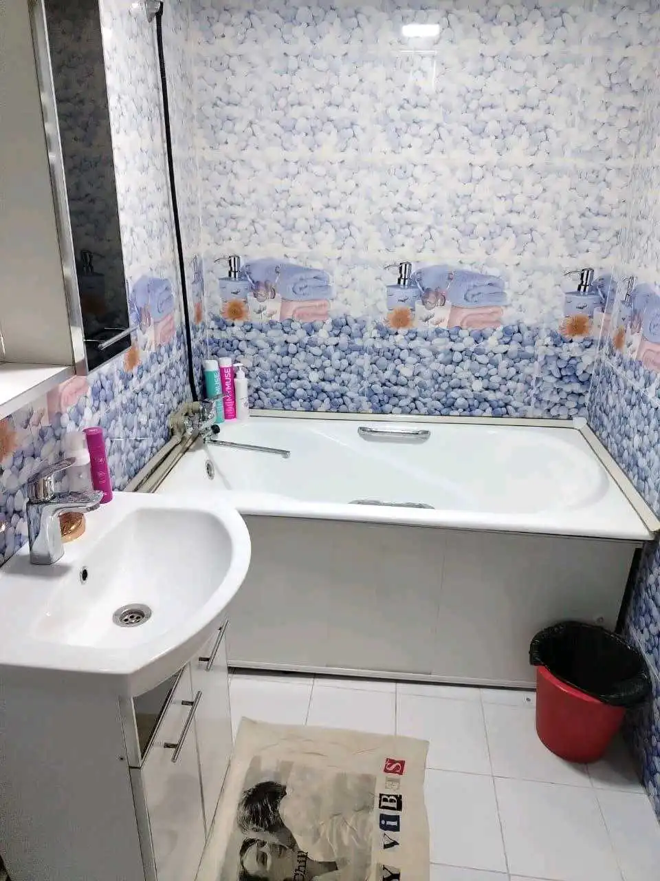 1 комнатная квартира Цокольный этаж