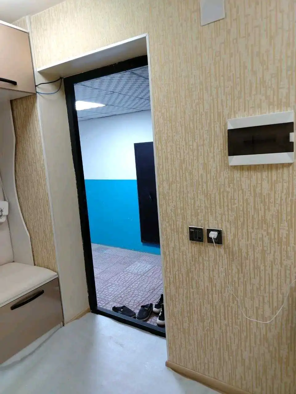 1 комнатная квартира Цокольный этаж