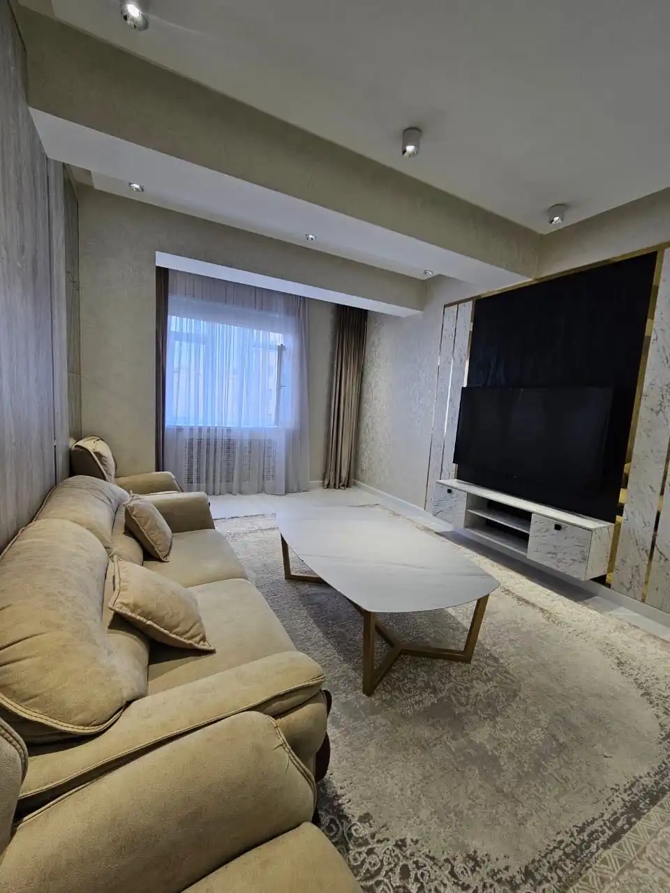 2-к квартира, 12 этаж, 61 м², Шохмансур