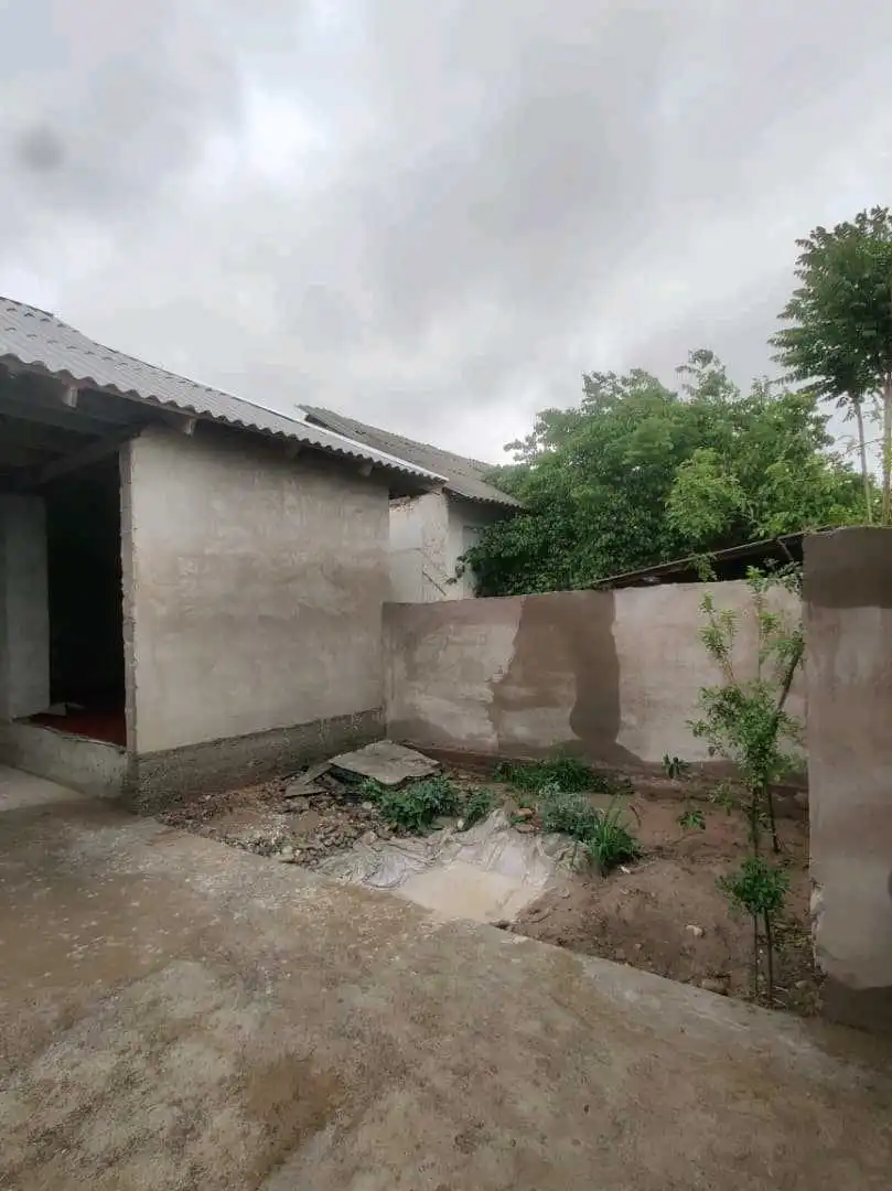 1 этажный, 6-комн. дом, 100 м², 12 соток, Кушониен чамоати Бустонкальа