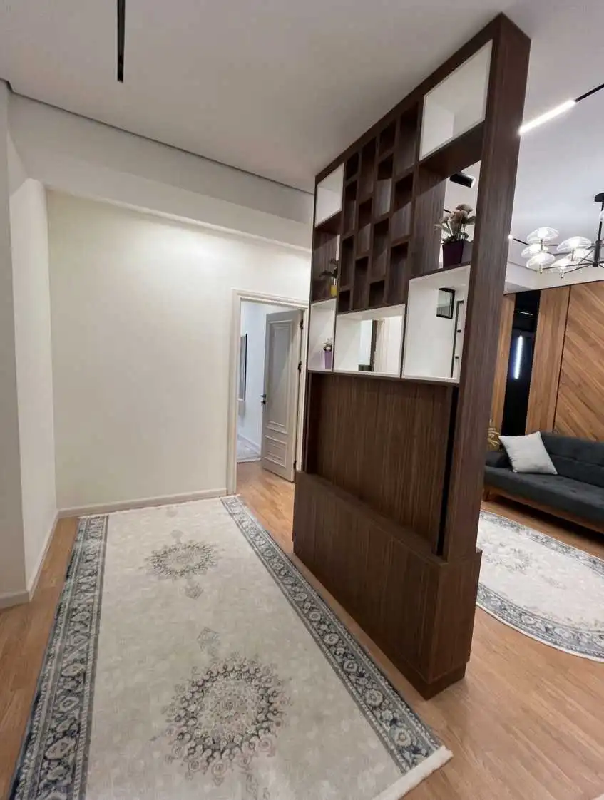 2-к квартира, 3 этаж, 71 м², И.Сомони