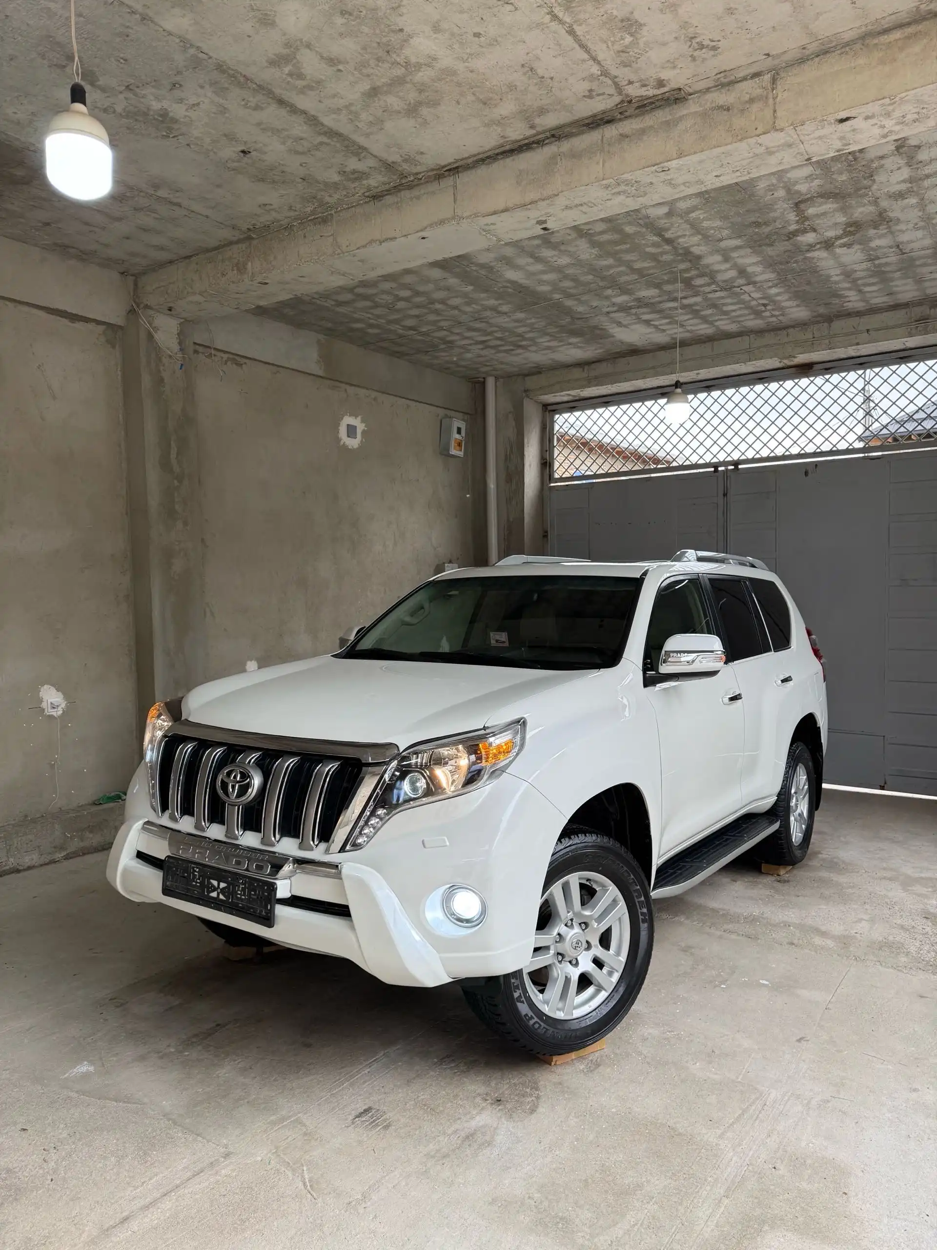 Toyota Land cruiser prado 2011
