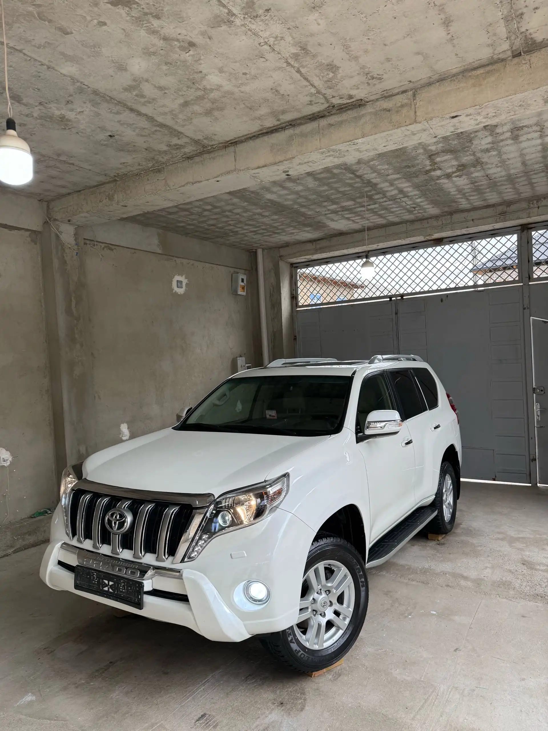 Toyota Land cruiser prado 2011
