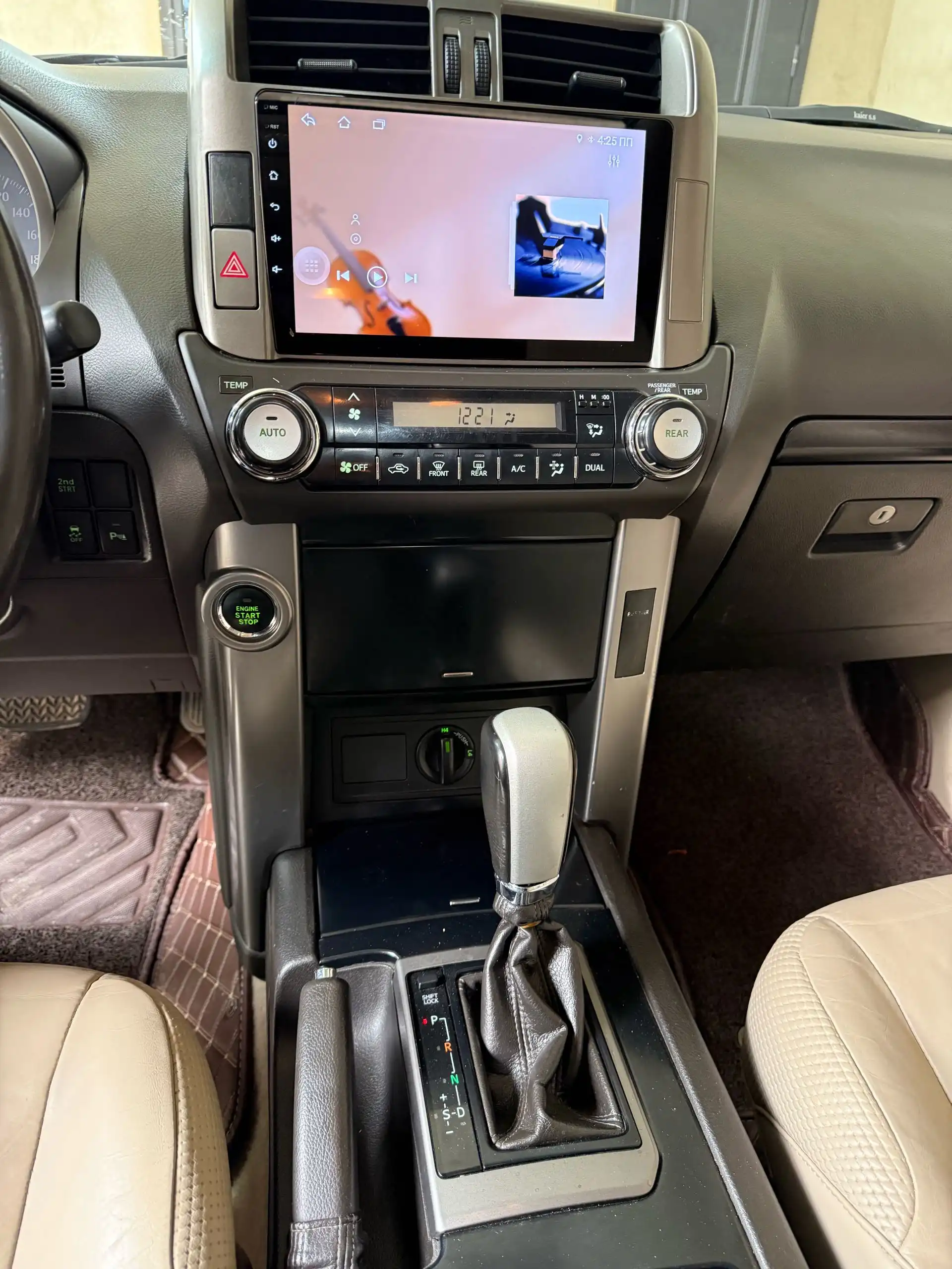 Toyota Land cruiser prado 2011