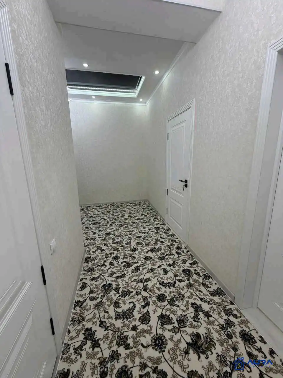 2-к квартира, 12 этаж, 81 м², Шохмансур